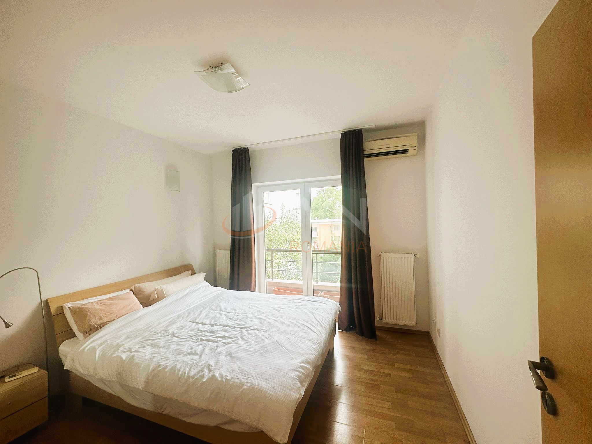 4 camere cu loc parcare subteran inclus Bucuresti/Herastrau