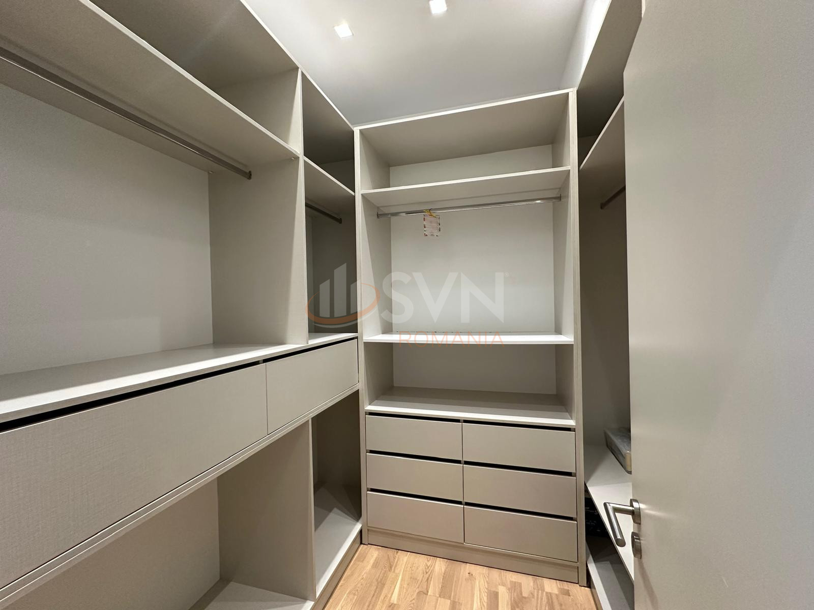 4 camere cu loc parcare subteran inclus Bucuresti/Pipera