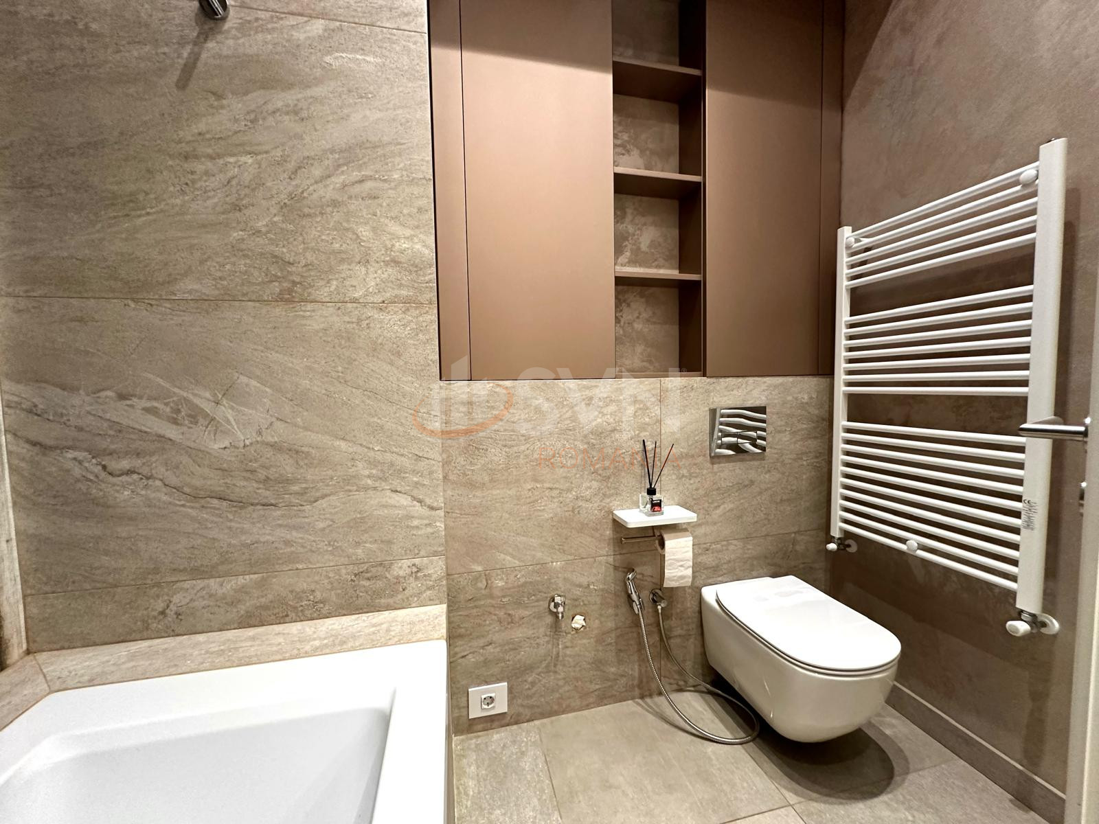 4 camere cu loc parcare subteran inclus Bucuresti/Pipera