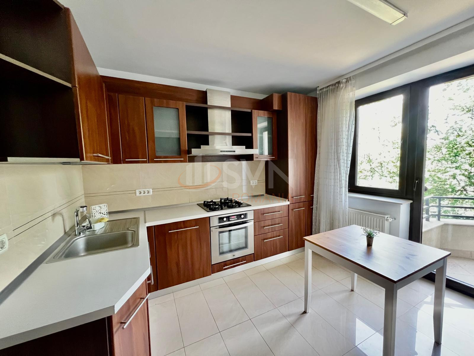 4 camere cu loc parcare subteran inclus Bucuresti/Aviatorilor