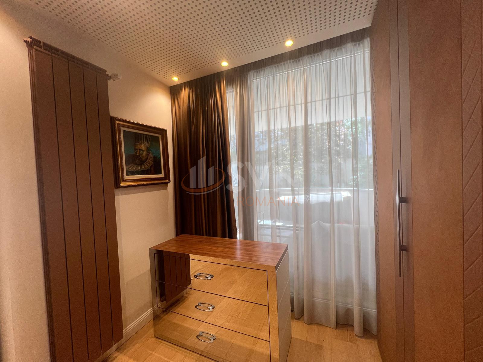 4 camere cu loc parcare subteran inclus Bucuresti/Piata Sfintii Voievozi