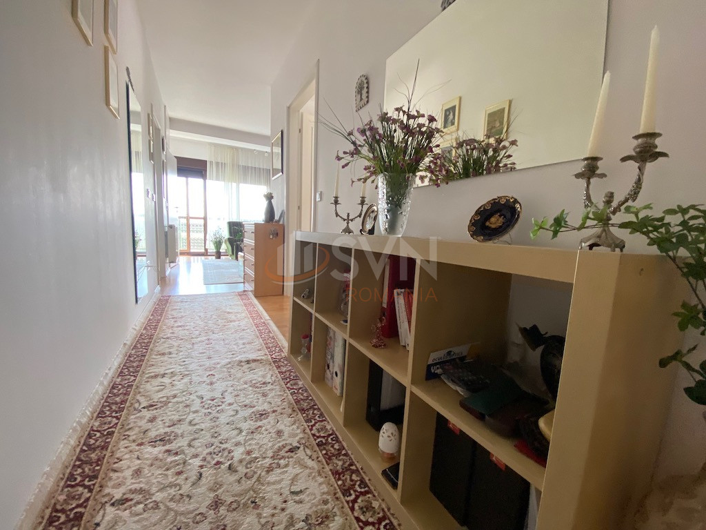 4 camere cu loc parcare subteran inclus Bucuresti/Pipera