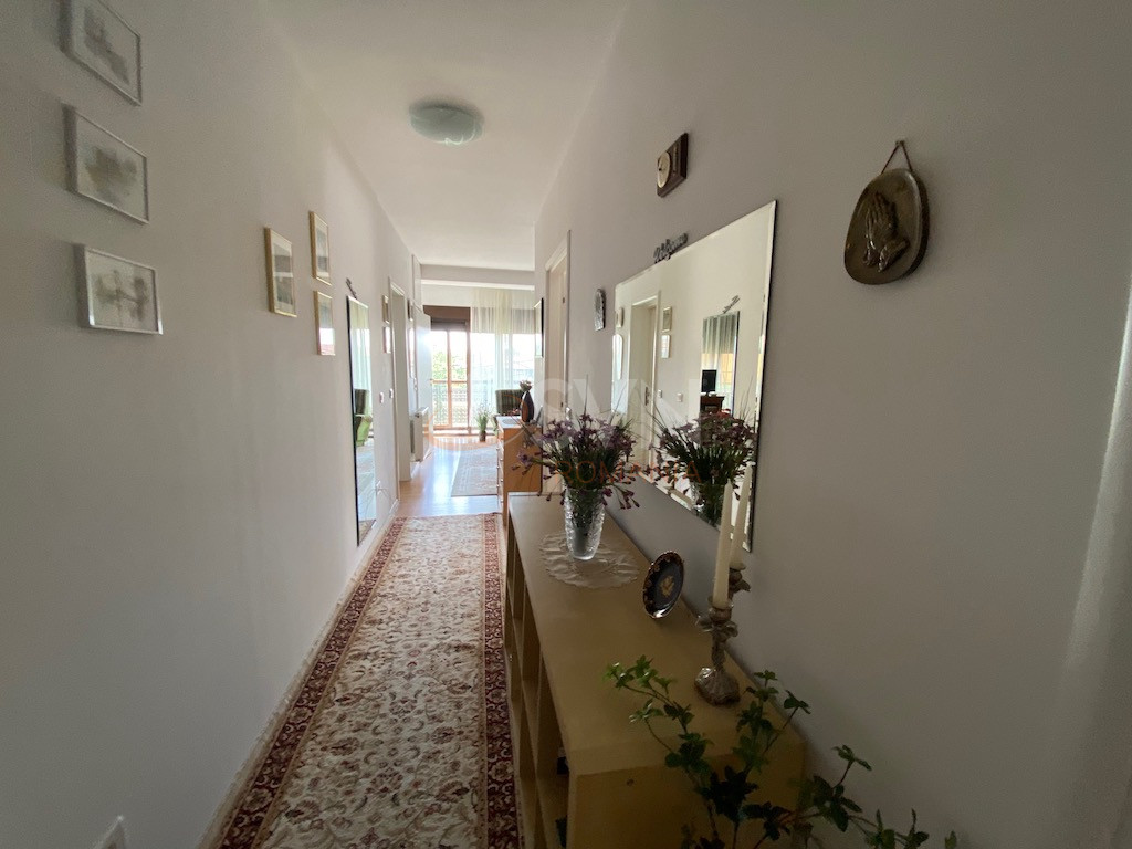 4 camere cu loc parcare subteran inclus Bucuresti/Pipera