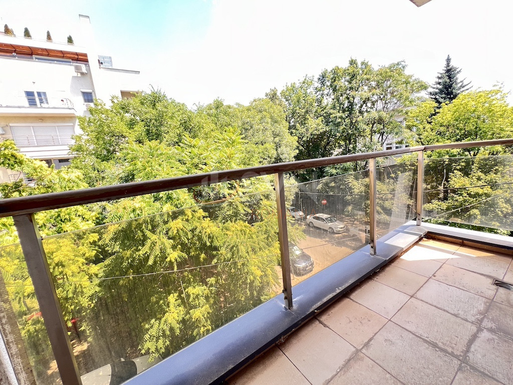 4 camere cu loc parcare subteran inclus Bucuresti/Herastrau