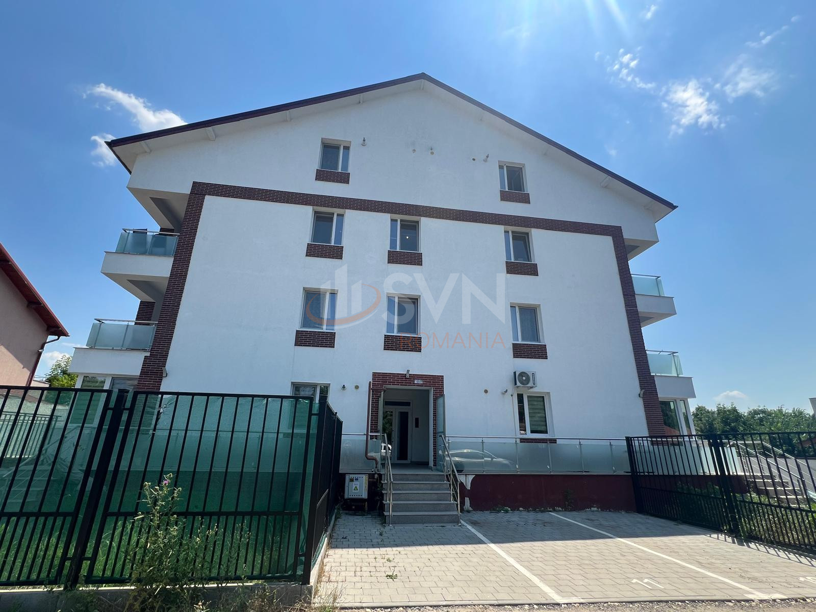 4 camere cu loc parcare subteran inclus Bucuresti/Straulesti