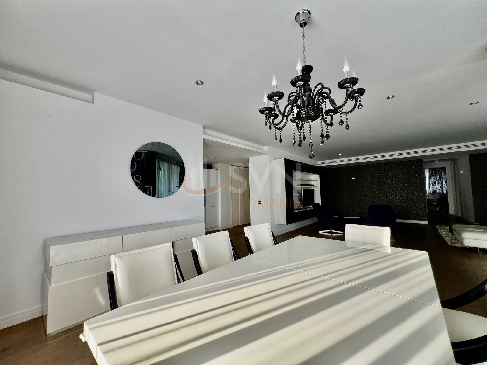 4 camere cu loc parcare subteran inclus Bucuresti/Herastrau