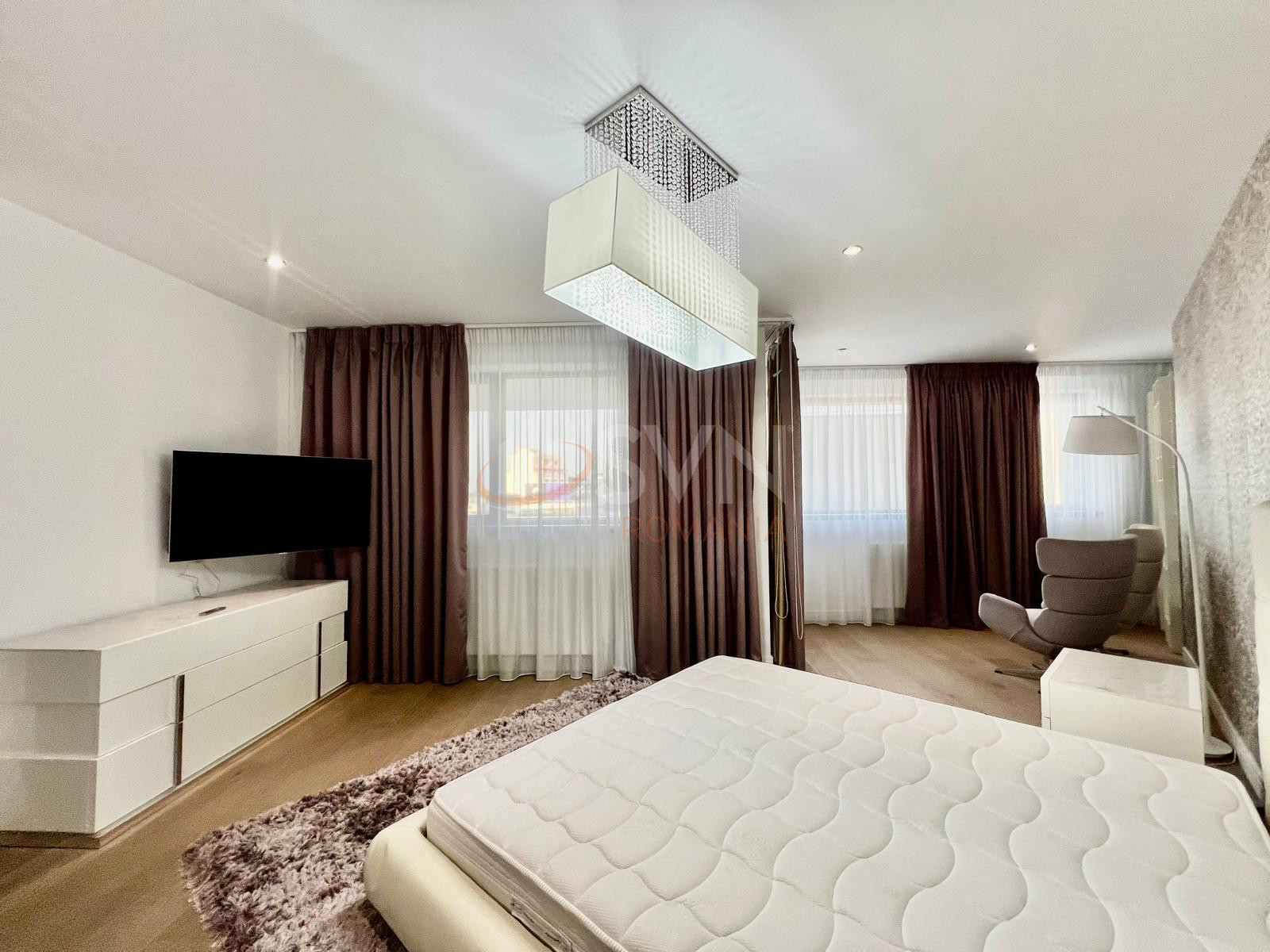 4 camere cu loc parcare subteran inclus Bucuresti/Herastrau