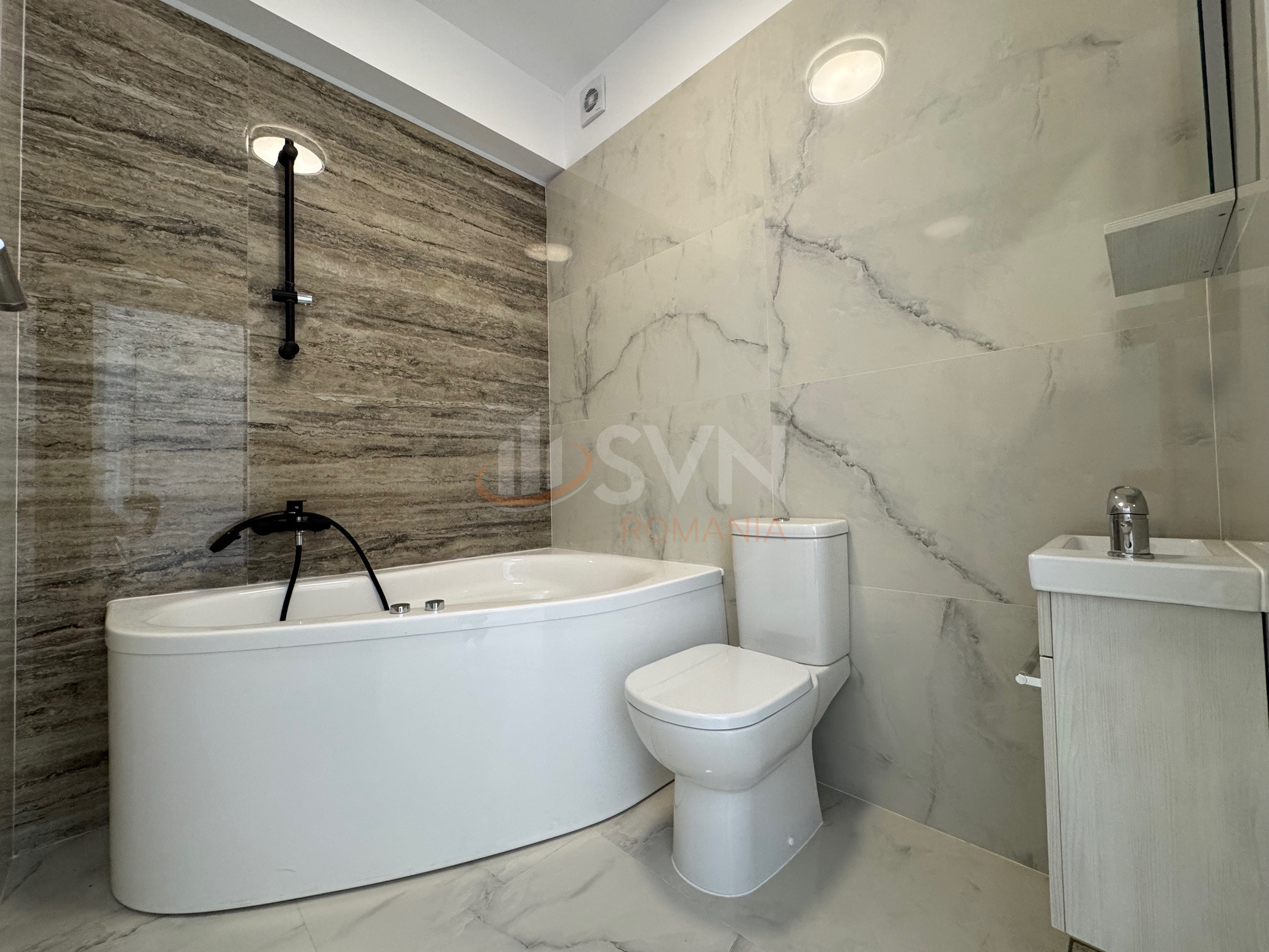 4 camere cu loc parcare subteran inclus Bucuresti/Sisesti