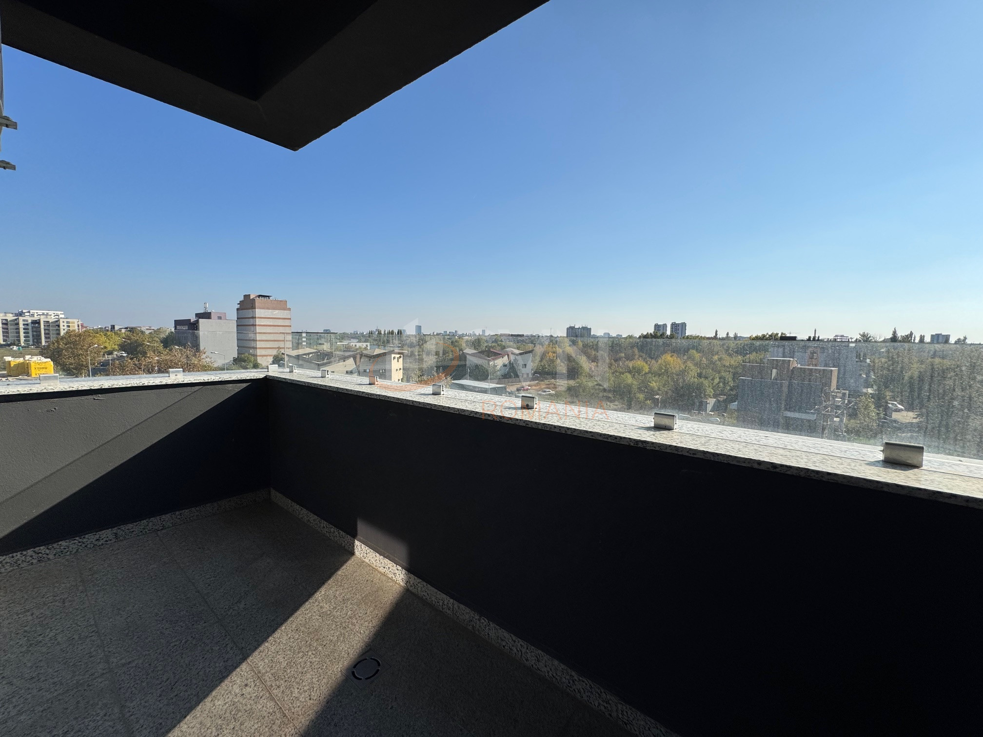 4 camere cu loc parcare subteran inclus Bucuresti/Sisesti