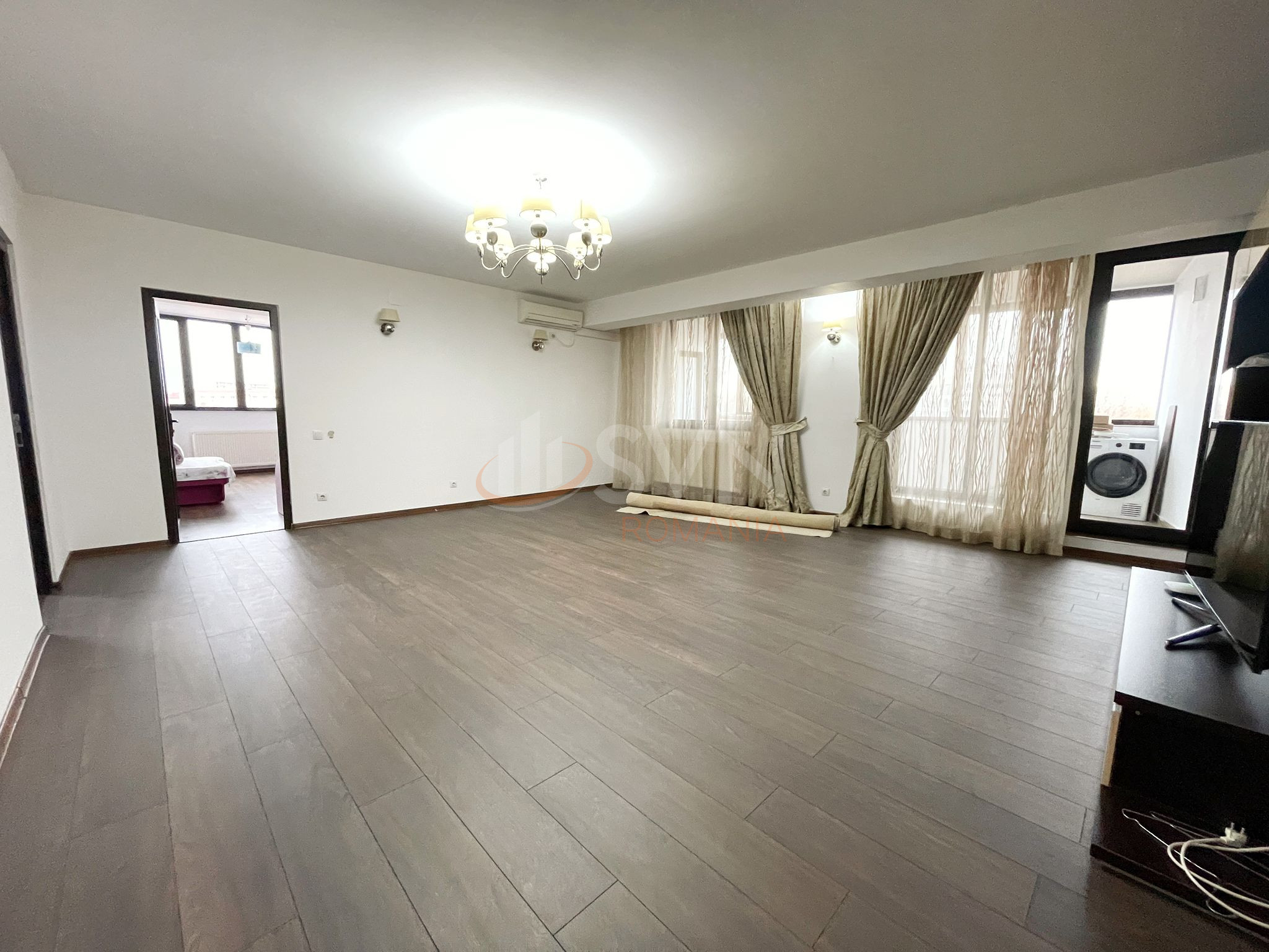 4 camere cu loc parcare subteran inclus Bucuresti/Calea Calarasilor