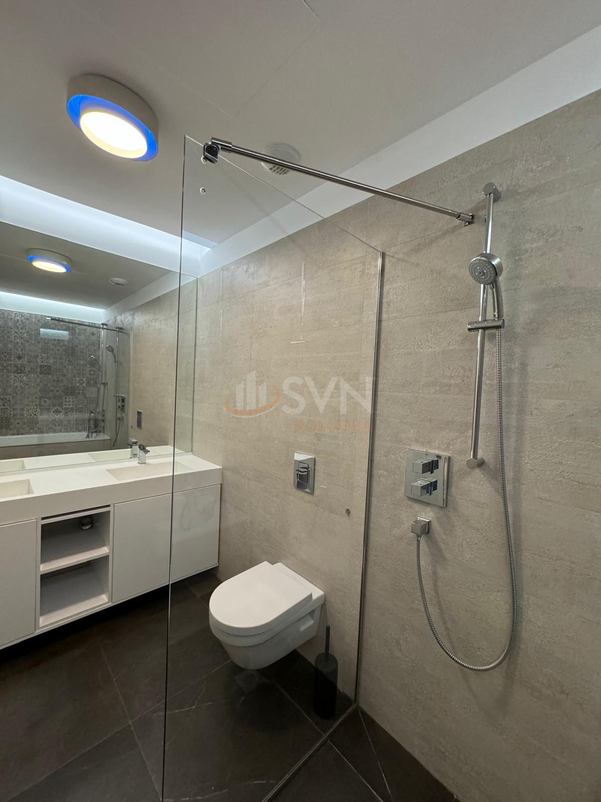 4 camere cu loc parcare subteran inclus Bucuresti/Herastrau