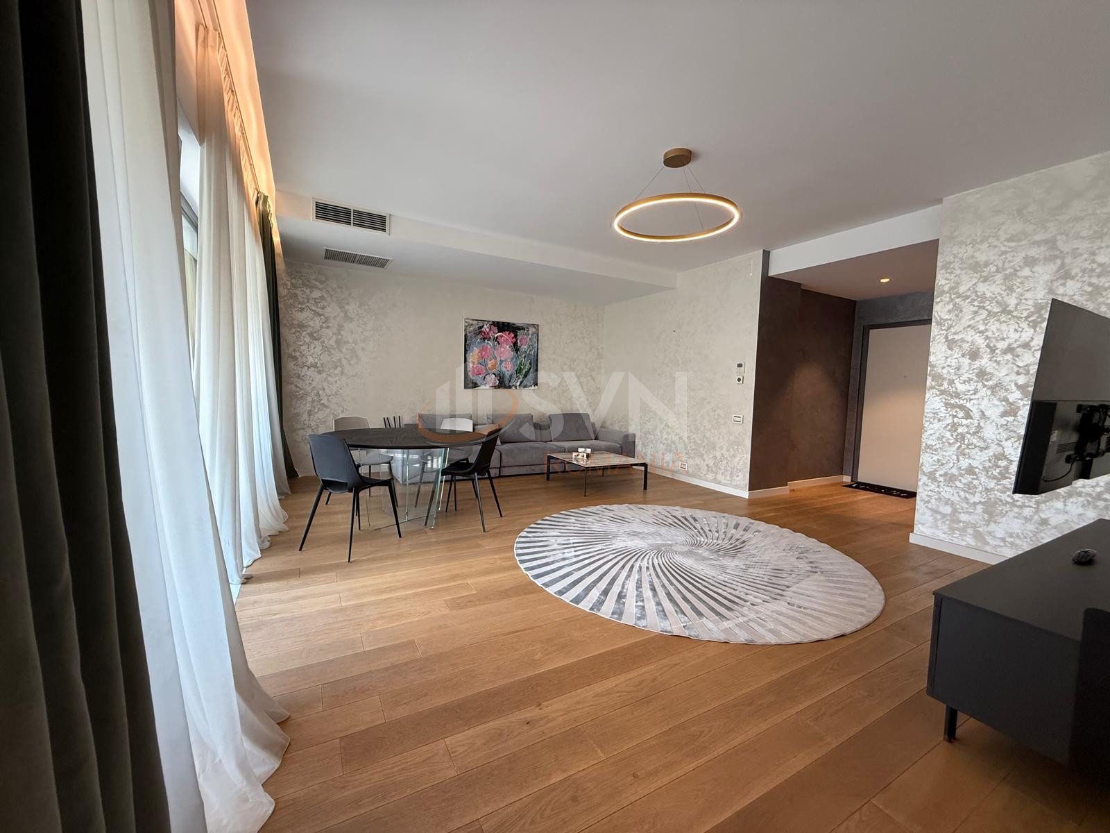 4 camere cu loc parcare subteran inclus Bucuresti/Herastrau