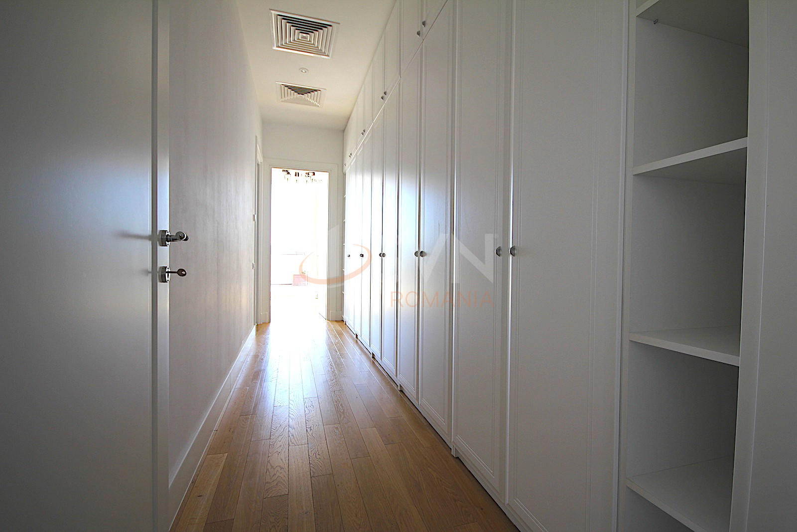 4 camere cu loc parcare subteran inclus Bucuresti/Aviatorilor