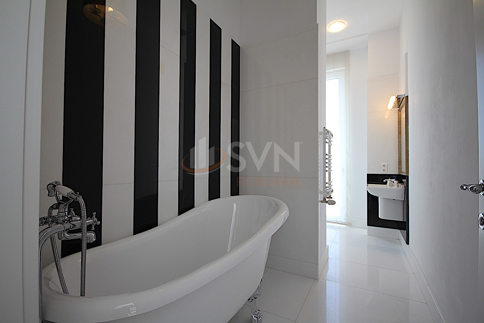 4 camere cu loc parcare subteran inclus Bucuresti/Aviatorilor