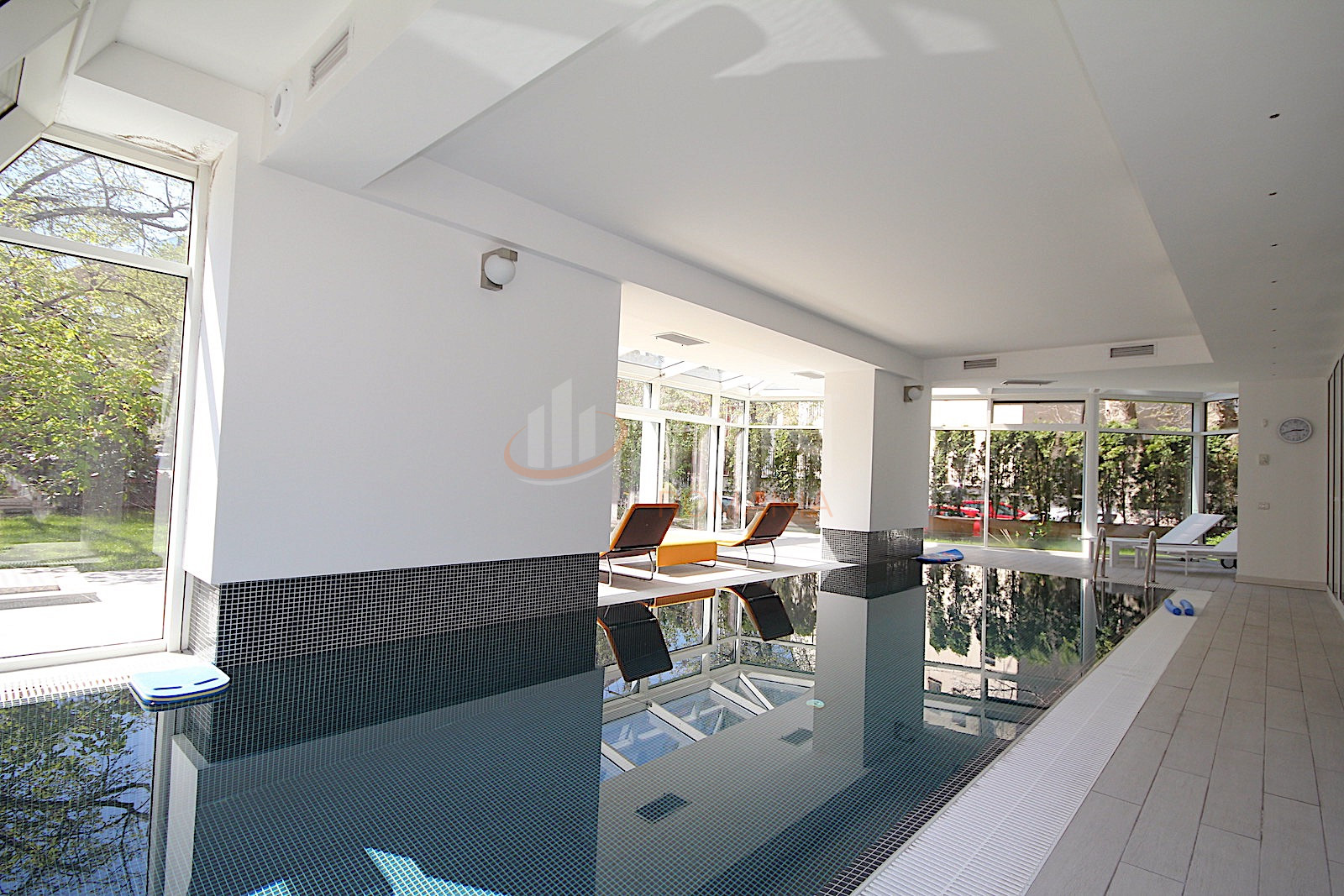 4 camere cu loc parcare subteran inclus Bucuresti/Aviatorilor