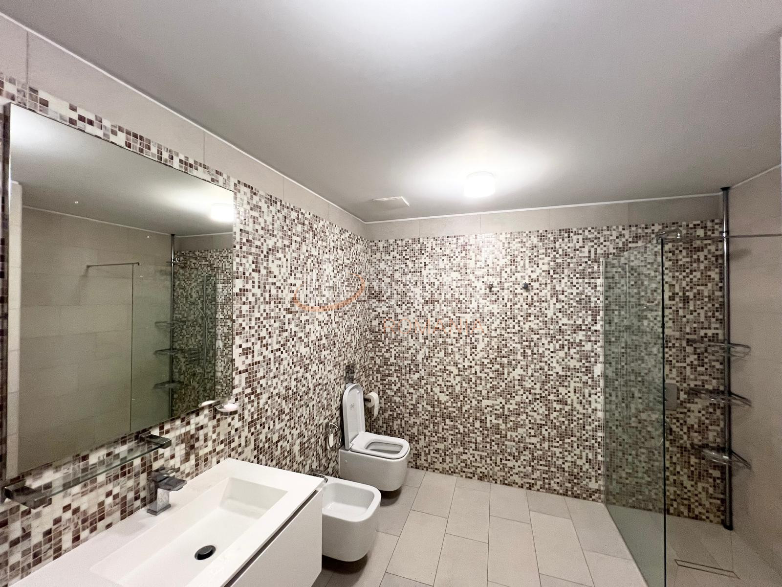 4 camere cu loc parcare subteran inclus Bucuresti/Aviatorilor