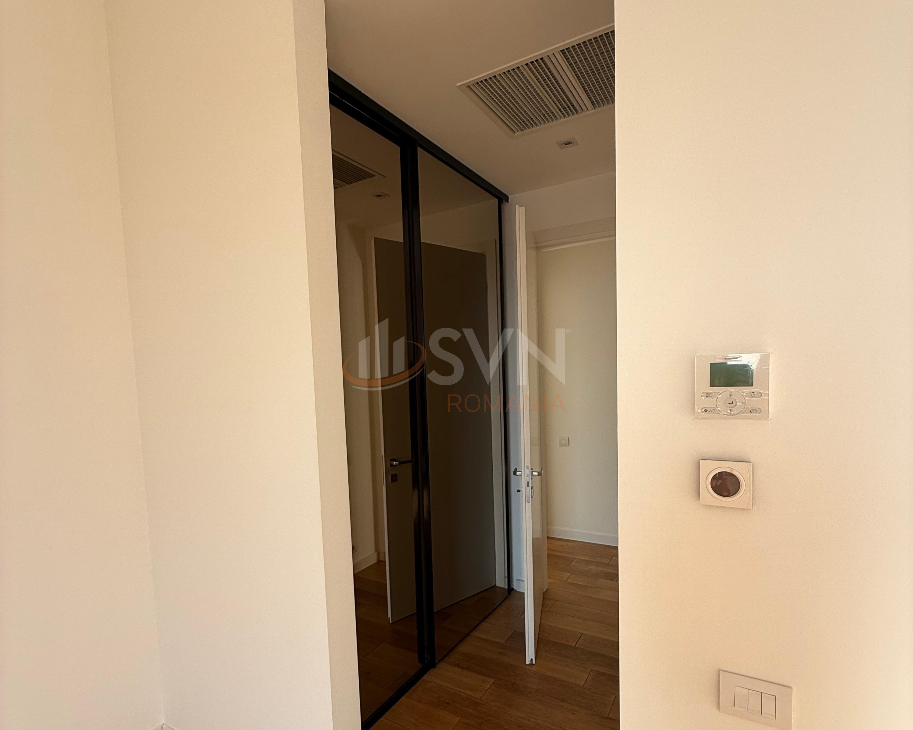 4 camere cu loc parcare subteran inclus Bucuresti/Herastrau