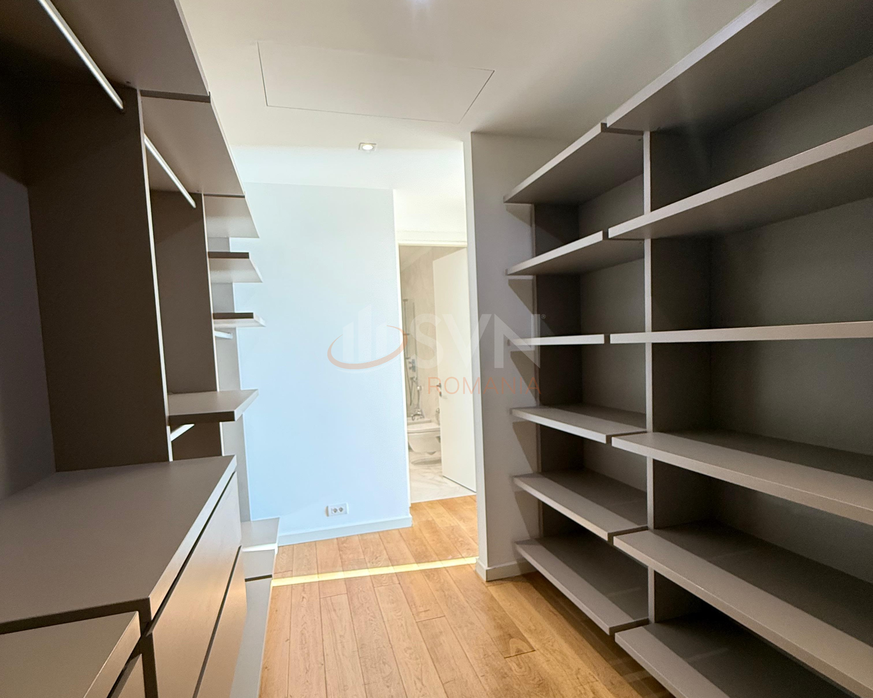4 camere cu loc parcare subteran inclus Bucuresti/Herastrau