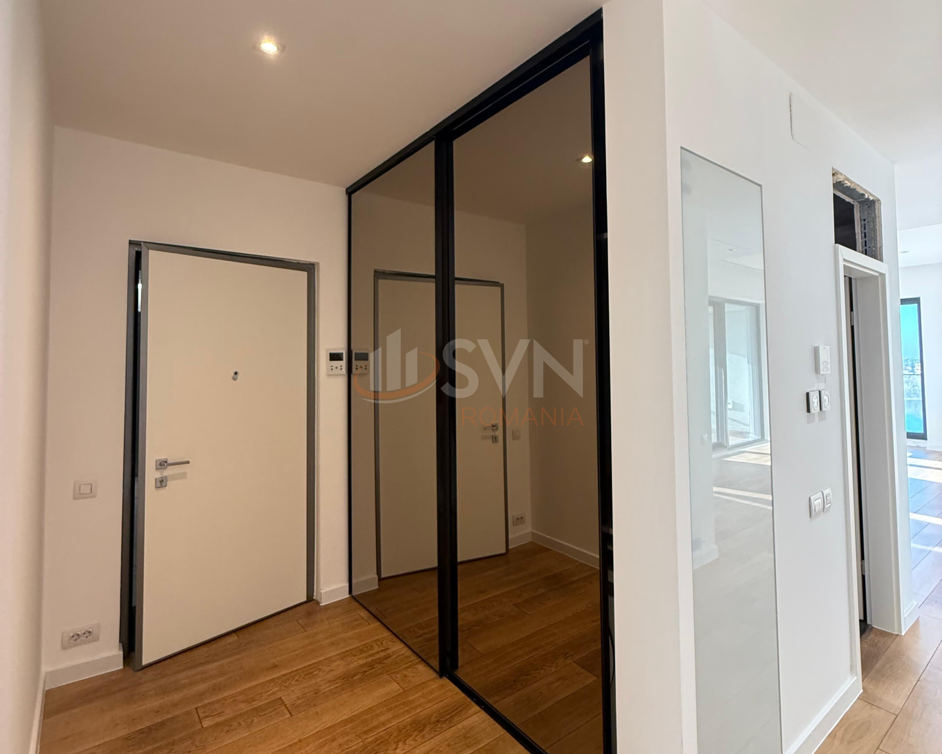 4 camere cu loc parcare subteran inclus Bucuresti/Herastrau