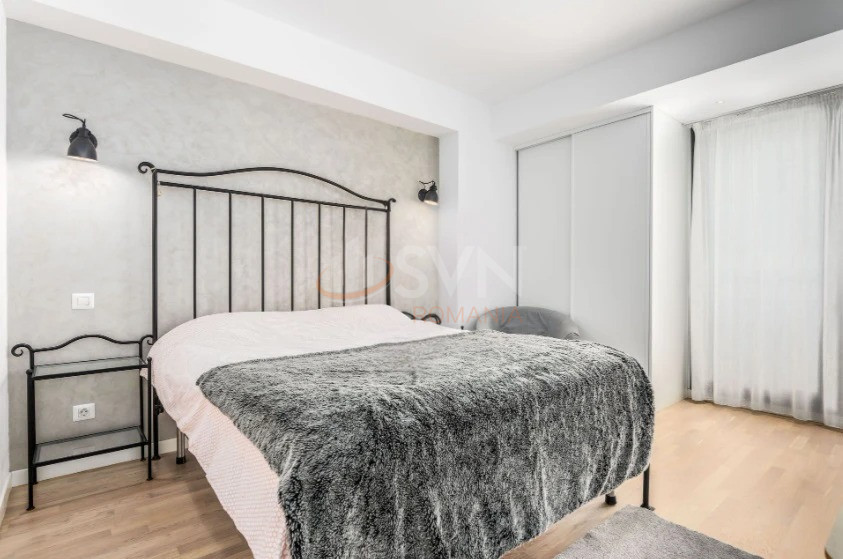 4 camere cu loc parcare subteran inclus Bucuresti/Herastrau