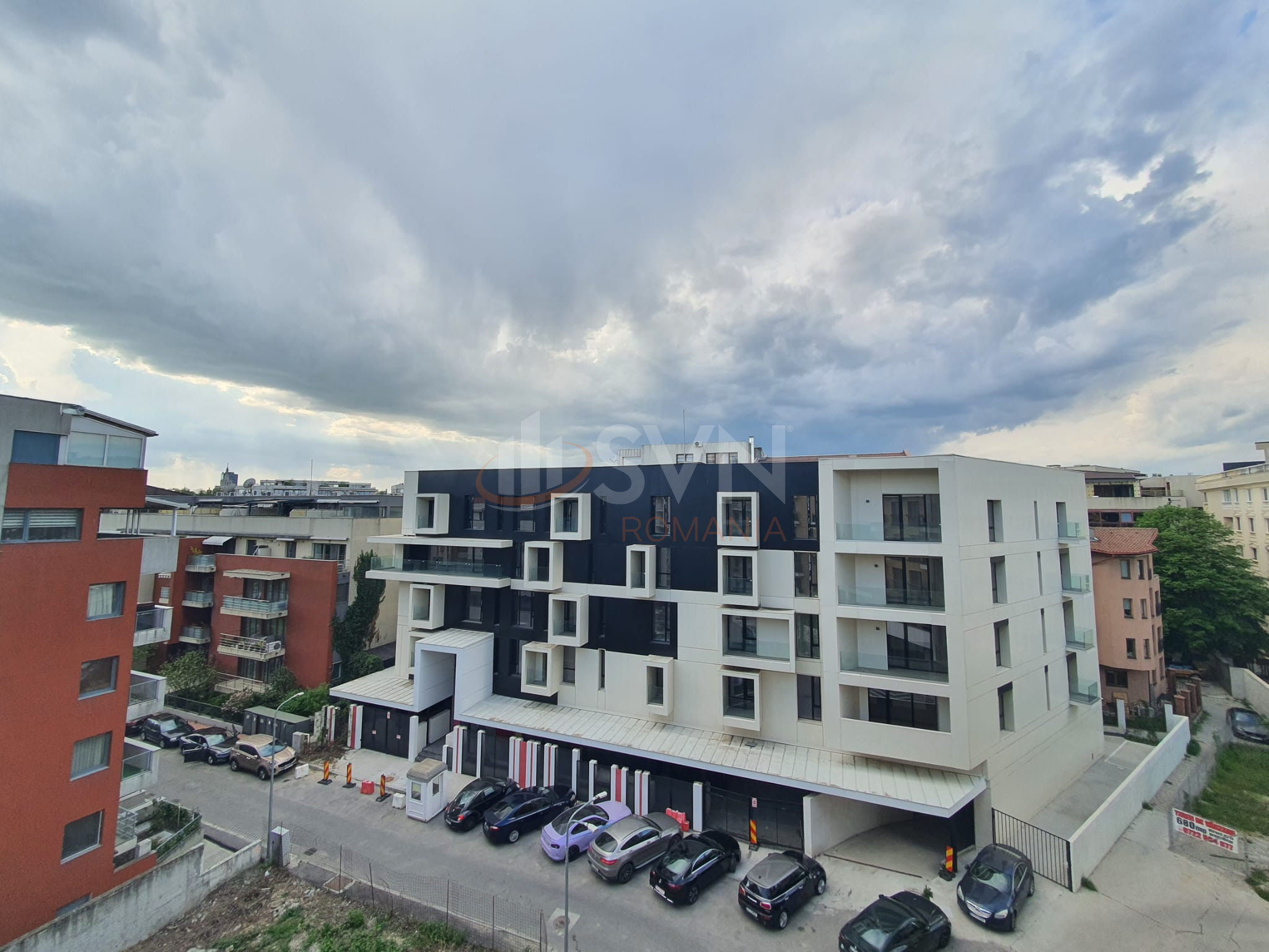 4 camere cu loc parcare subteran inclus Bucuresti/Herastrau