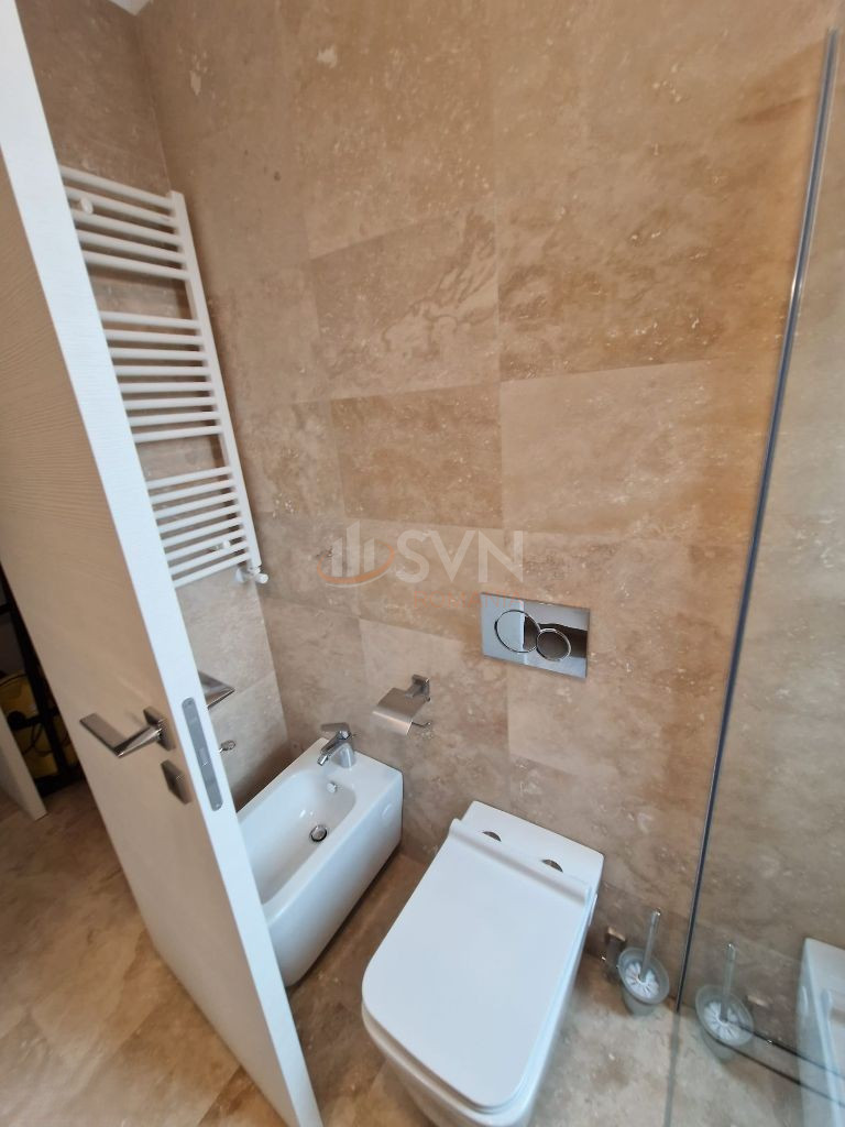 4 camere cu loc parcare subteran inclus Bucuresti/Victoriei