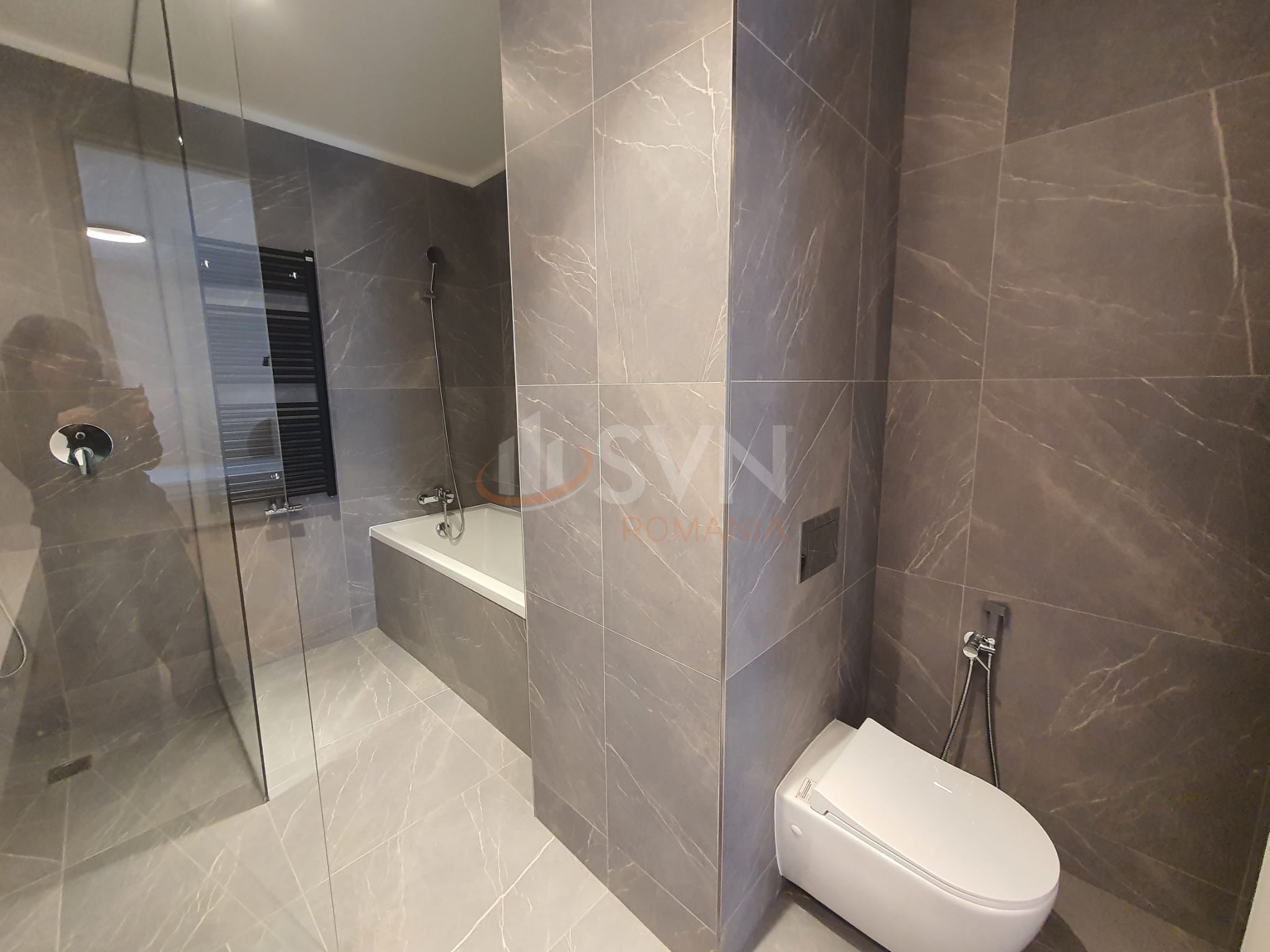 4 camere cu loc parcare subteran inclus Bucuresti/Floreasca