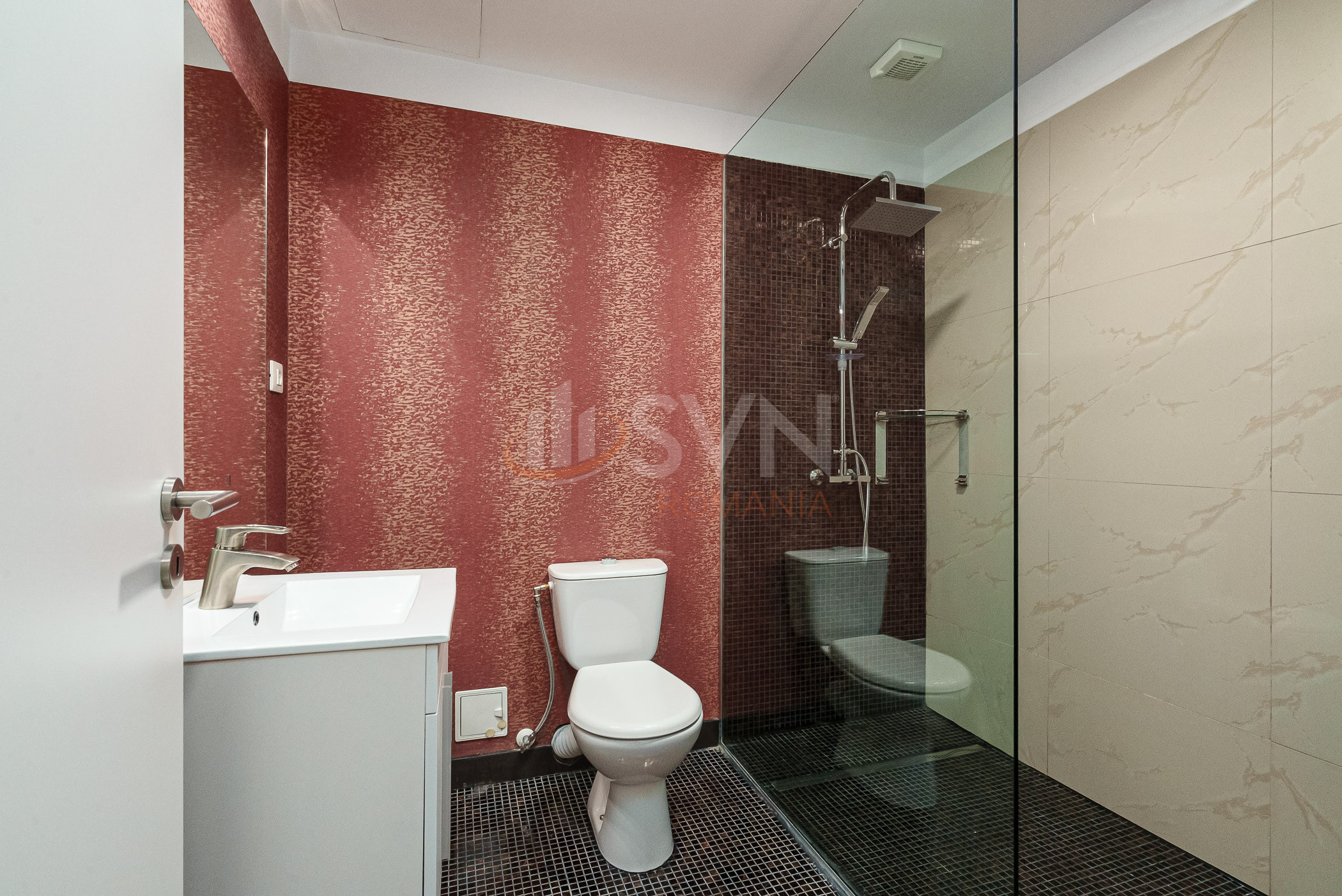 4 camere cu loc parcare subteran inclus Bucuresti/Herastrau