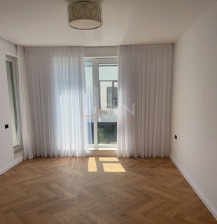 5 camere cu loc parcare exterior inclus Bucuresti/Pipera