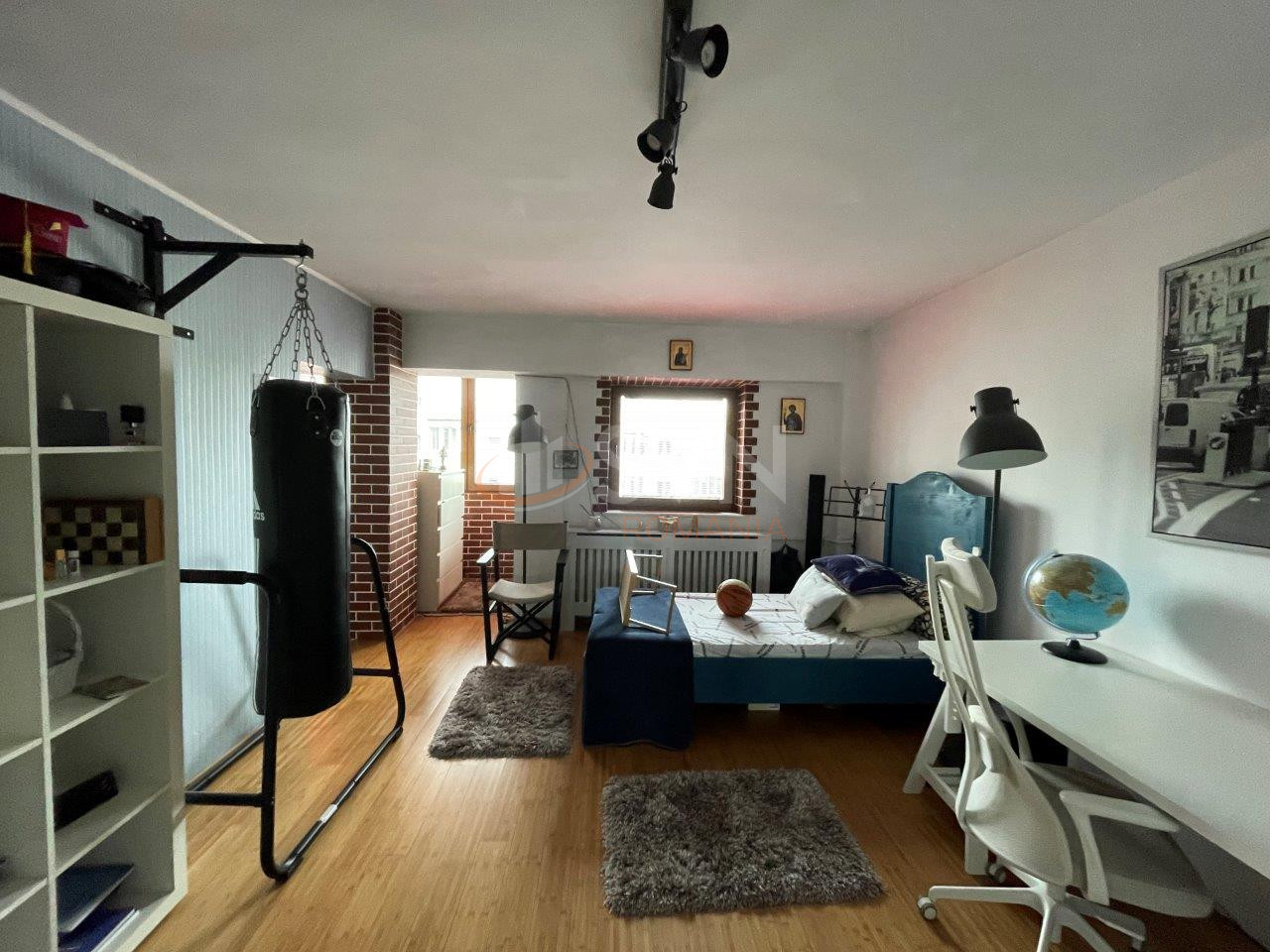 5 camere cu loc parcare exterior inclus Bucuresti/Unirii (s3)