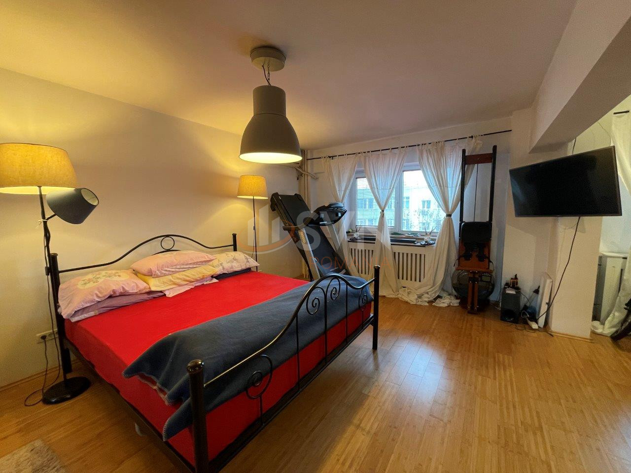 5 camere cu loc parcare exterior inclus Bucuresti/Unirii (s3)