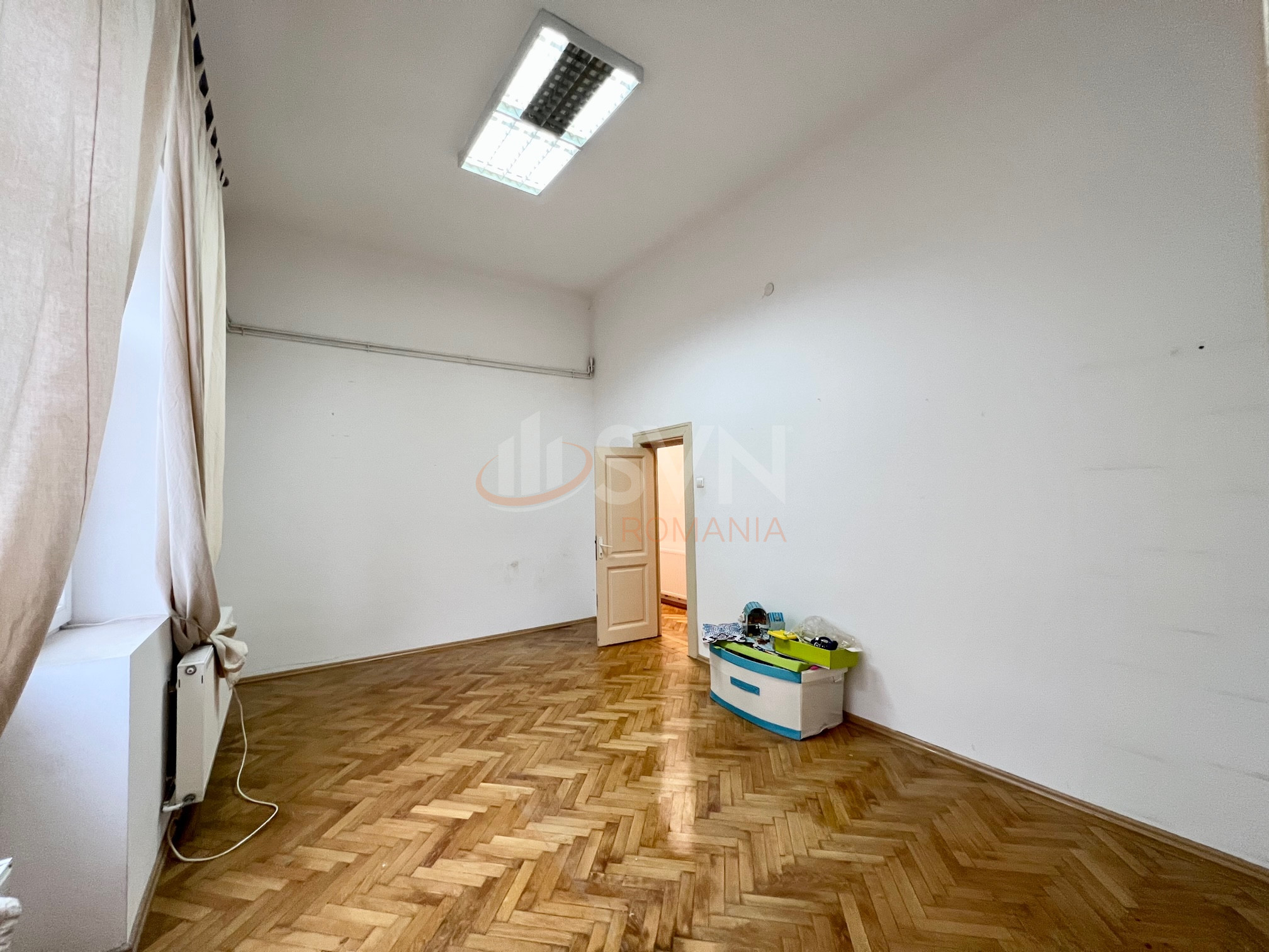 5 camere cu loc parcare exterior inclus Bucuresti/Dorobanti