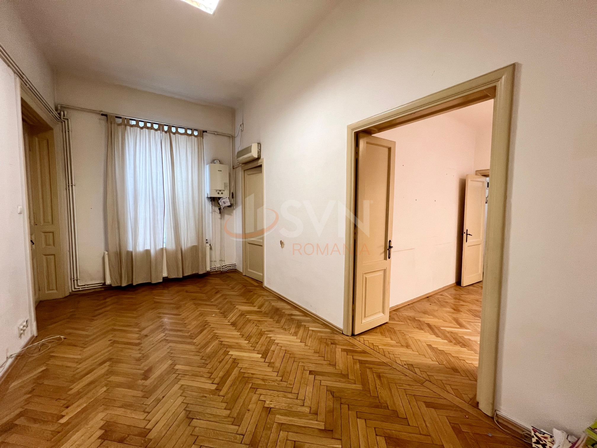 5 camere cu loc parcare exterior inclus Bucuresti/Dorobanti