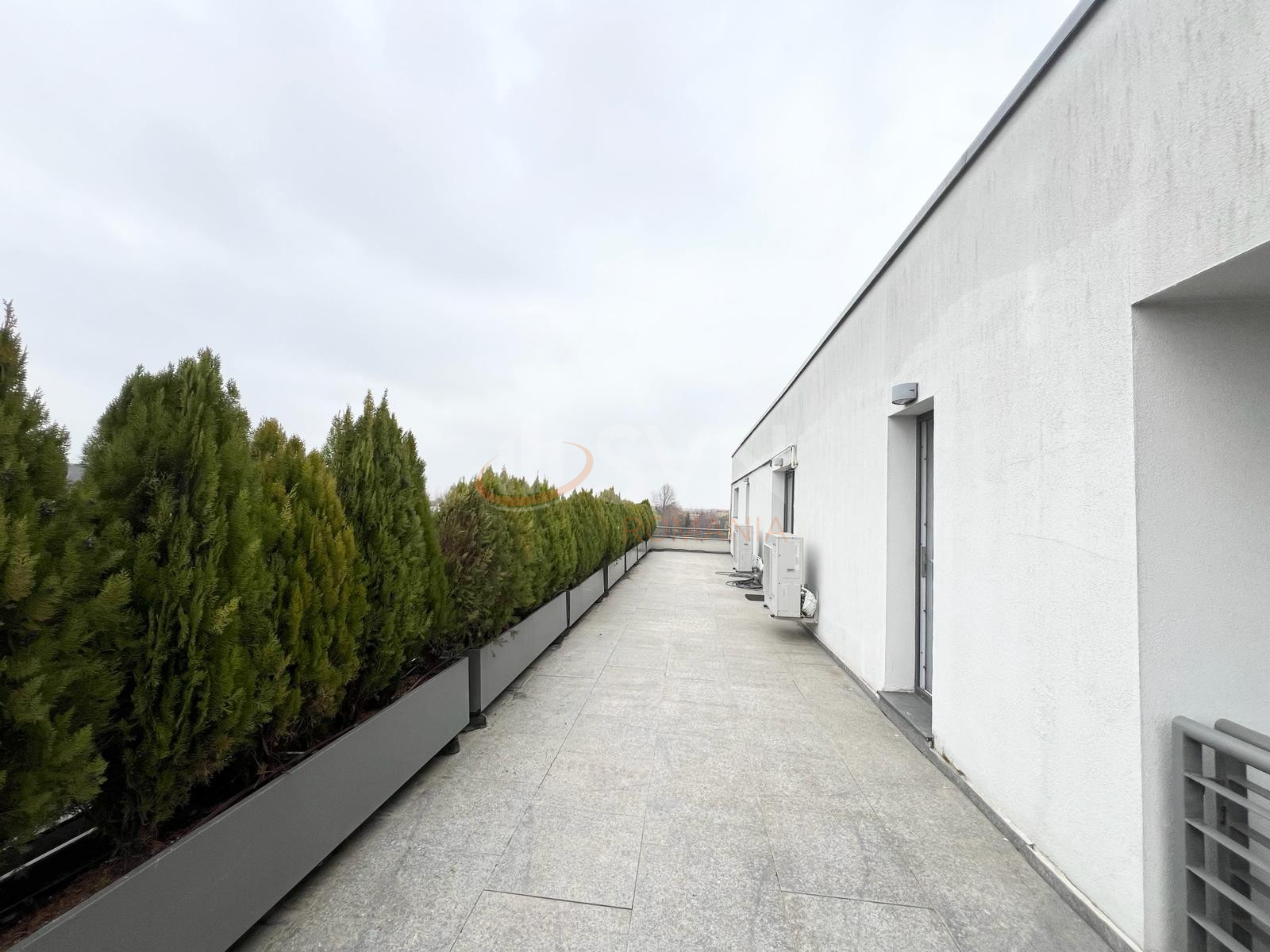 5 camere cu loc parcare exterior inclus Bucuresti/Pipera