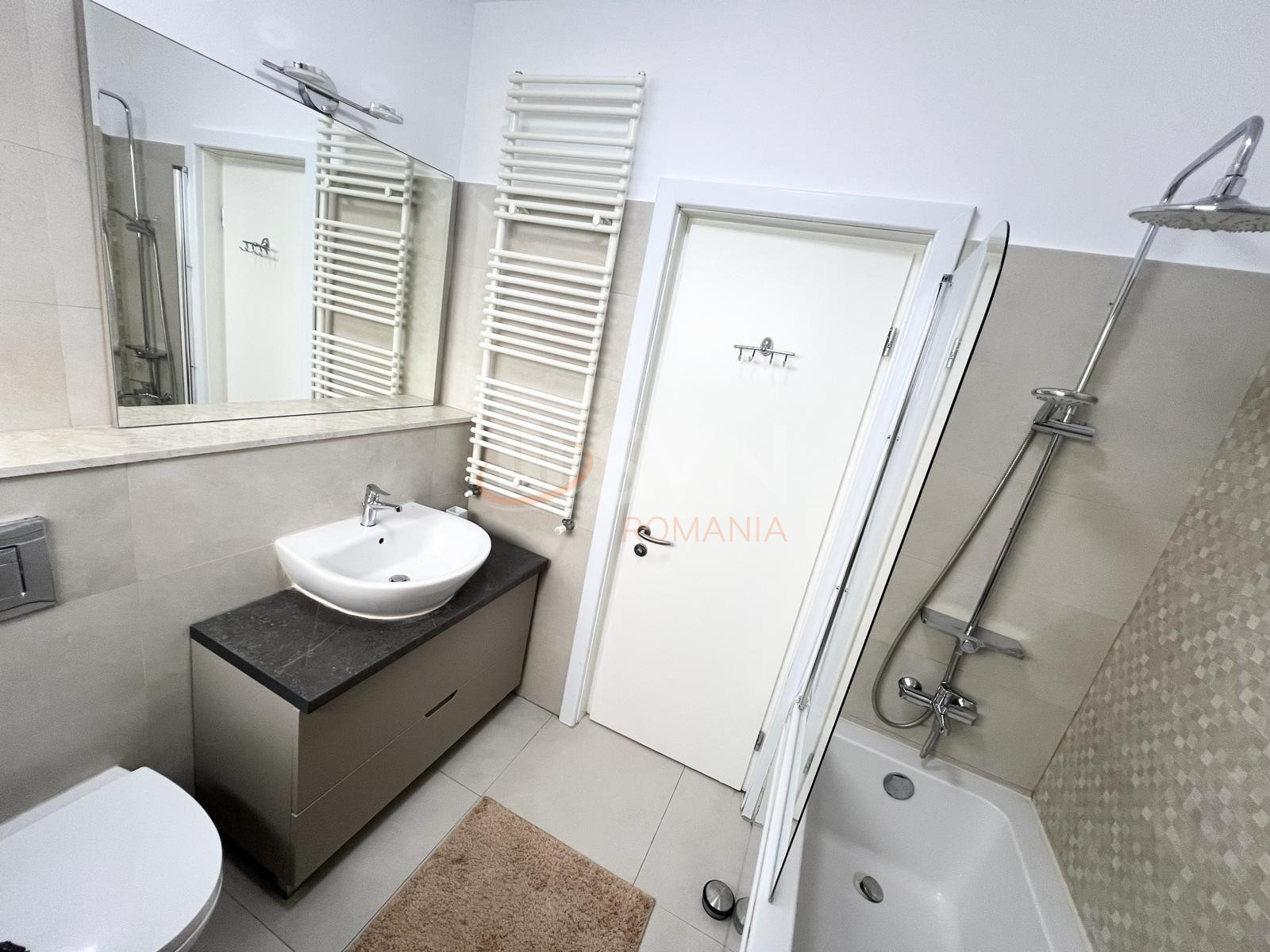 5 camere cu loc parcare exterior inclus Bucuresti/Pipera