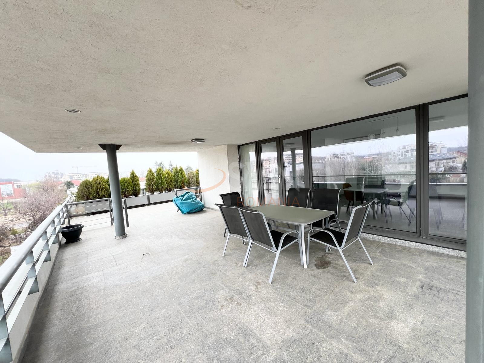 5 camere cu loc parcare exterior inclus Bucuresti/Pipera