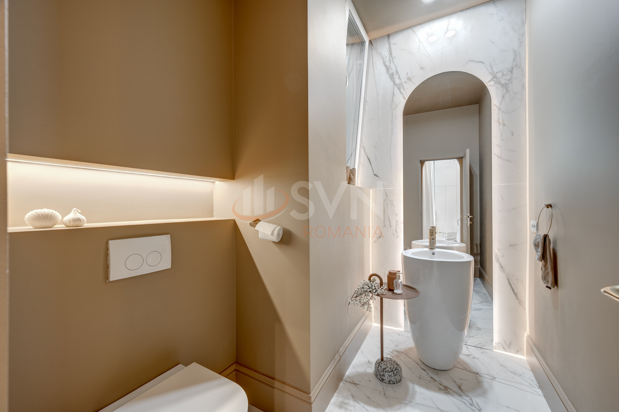 5 camere cu loc parcare exterior inclus Bucuresti/Baneasa