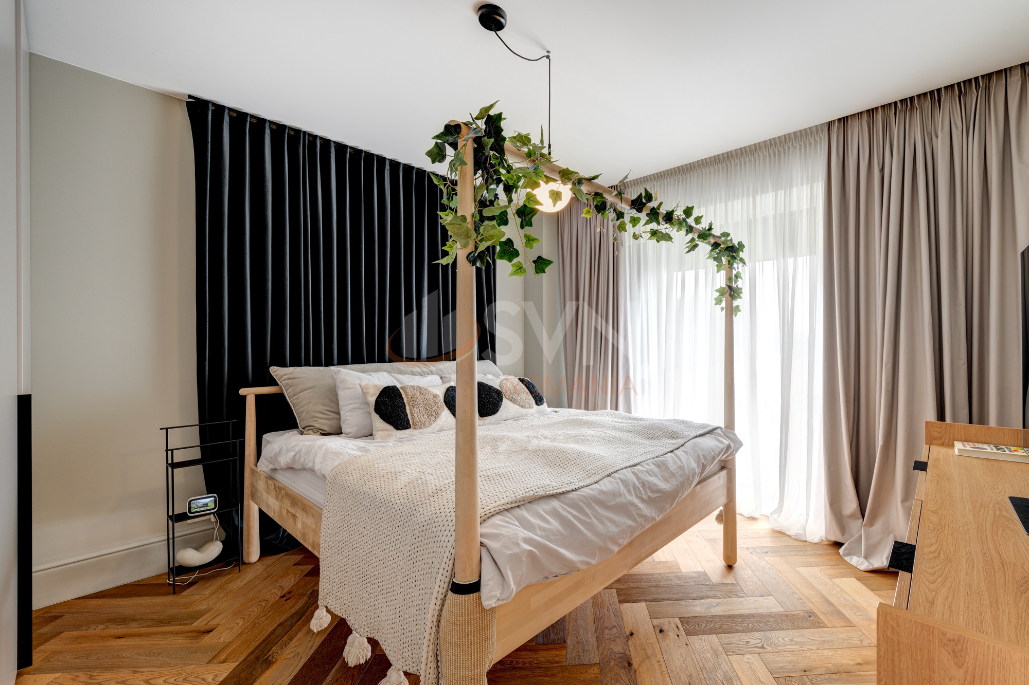 5 camere cu loc parcare exterior inclus Bucuresti/Baneasa