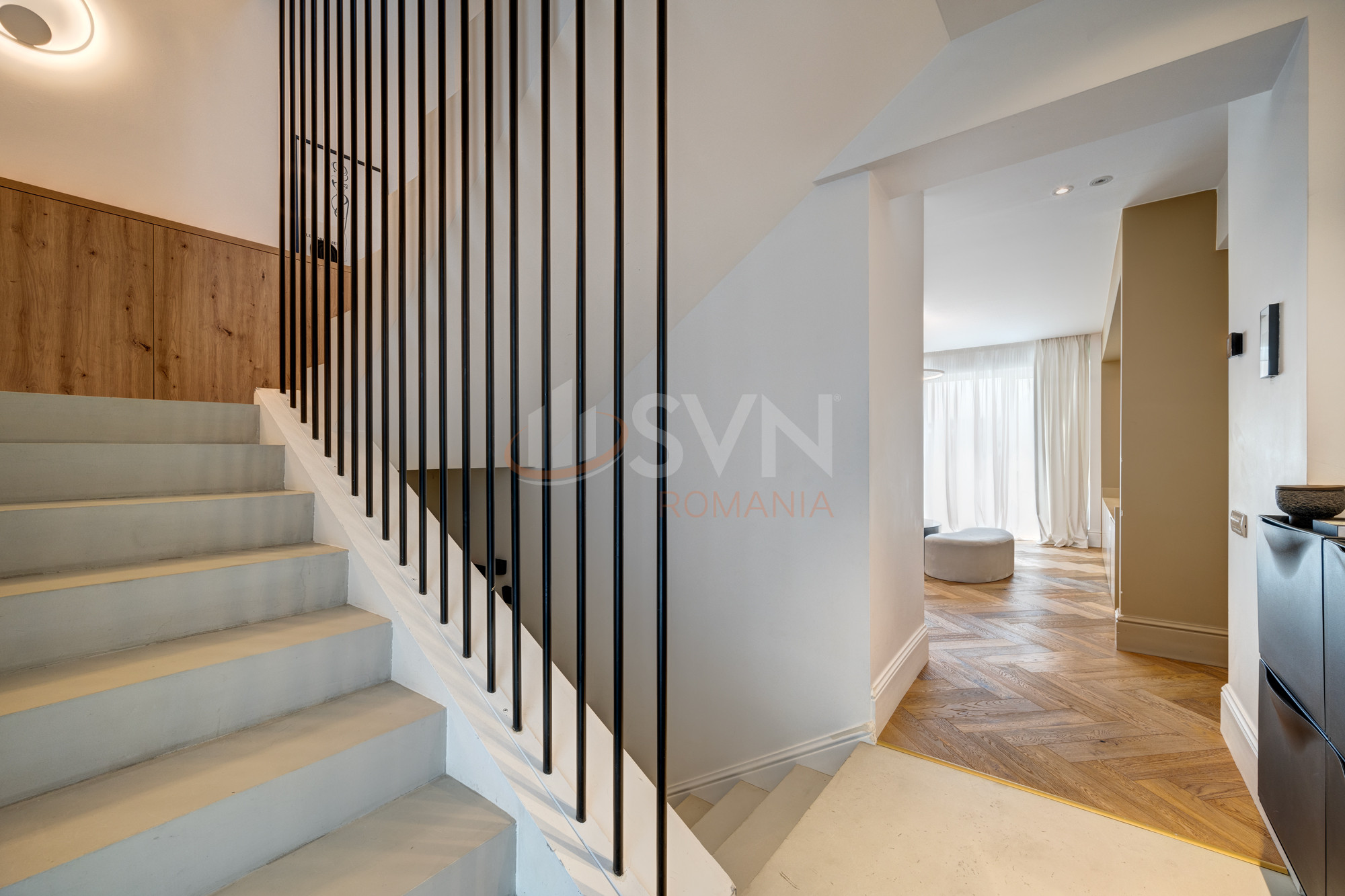 5 camere cu loc parcare exterior inclus Bucuresti/Baneasa