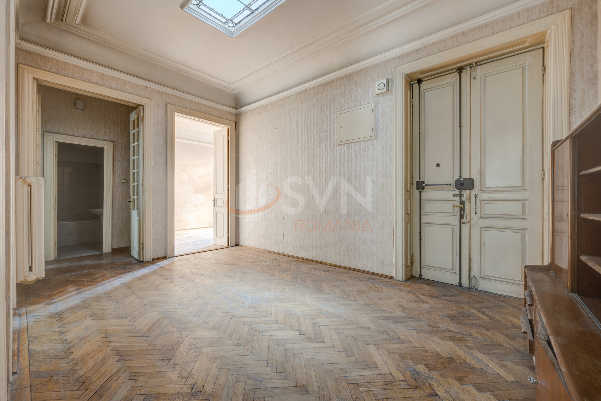 5 camere cu loc parcare exterior inclus Bucuresti/Piata Romana