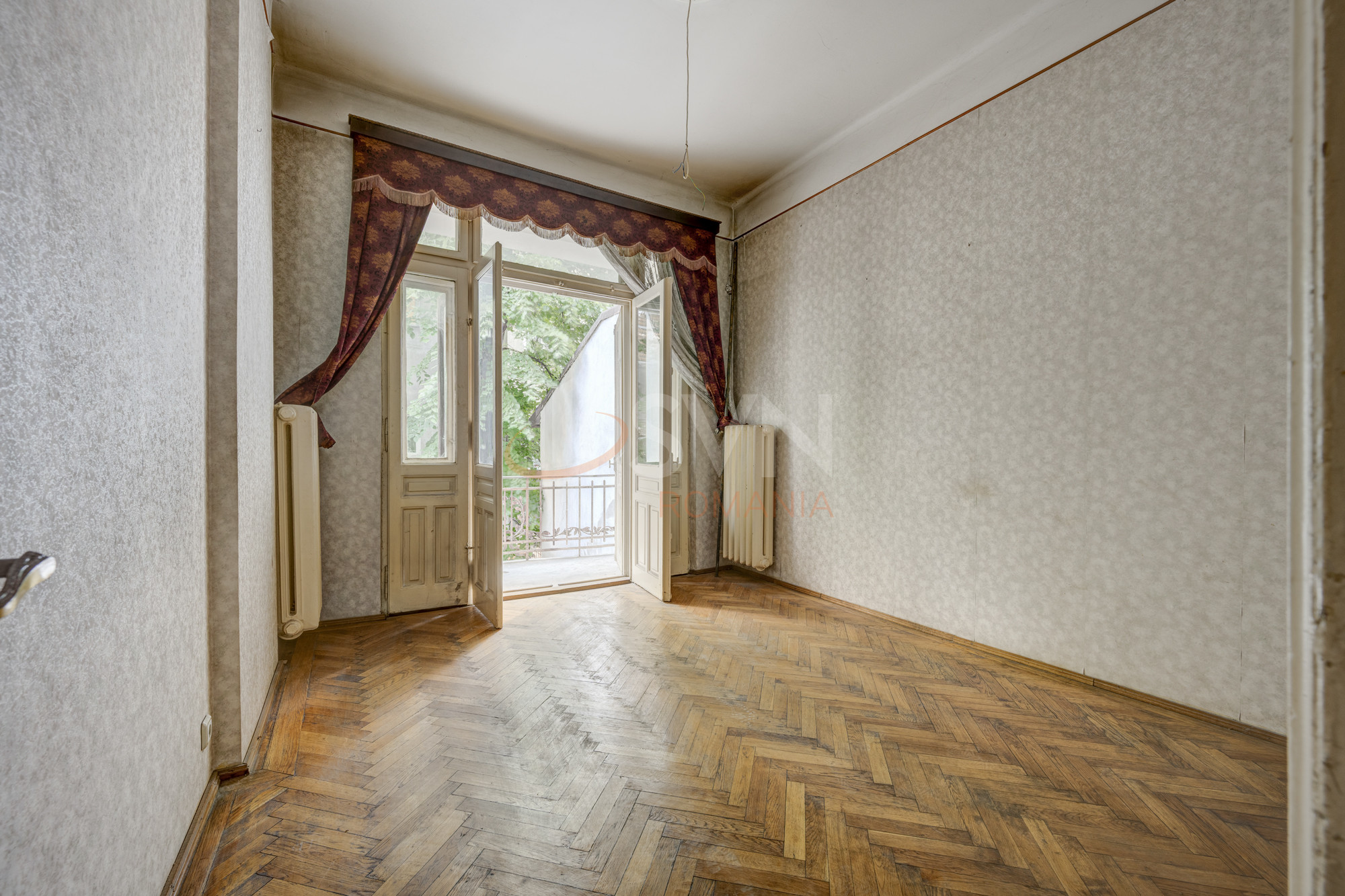 5 camere cu loc parcare exterior inclus Bucuresti/Piata Romana