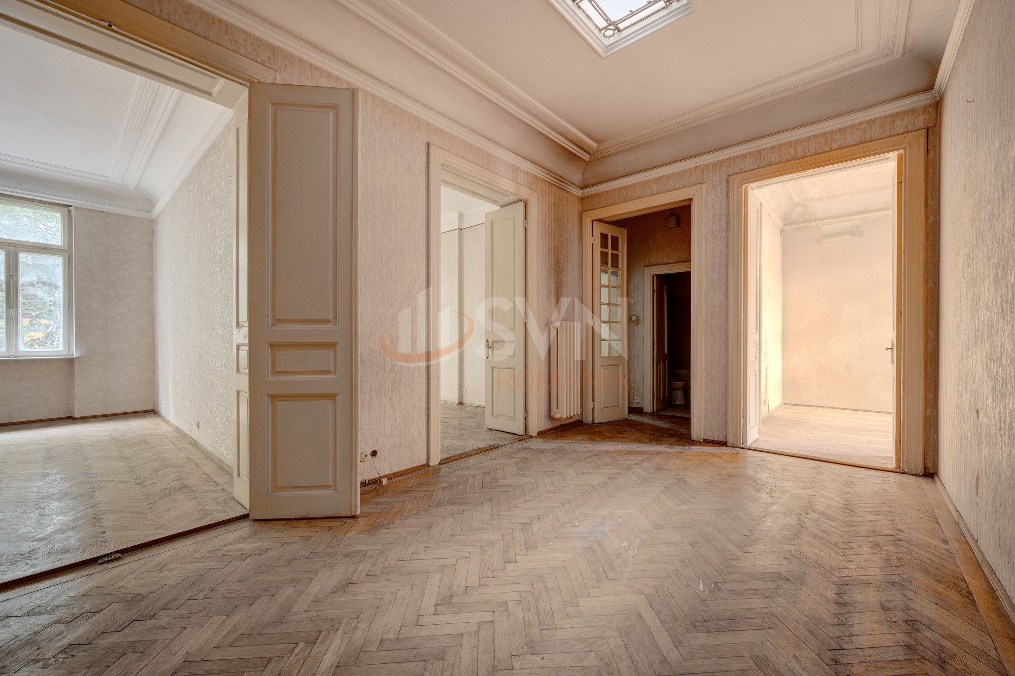 5 camere cu loc parcare exterior inclus Bucuresti/Piata Romana