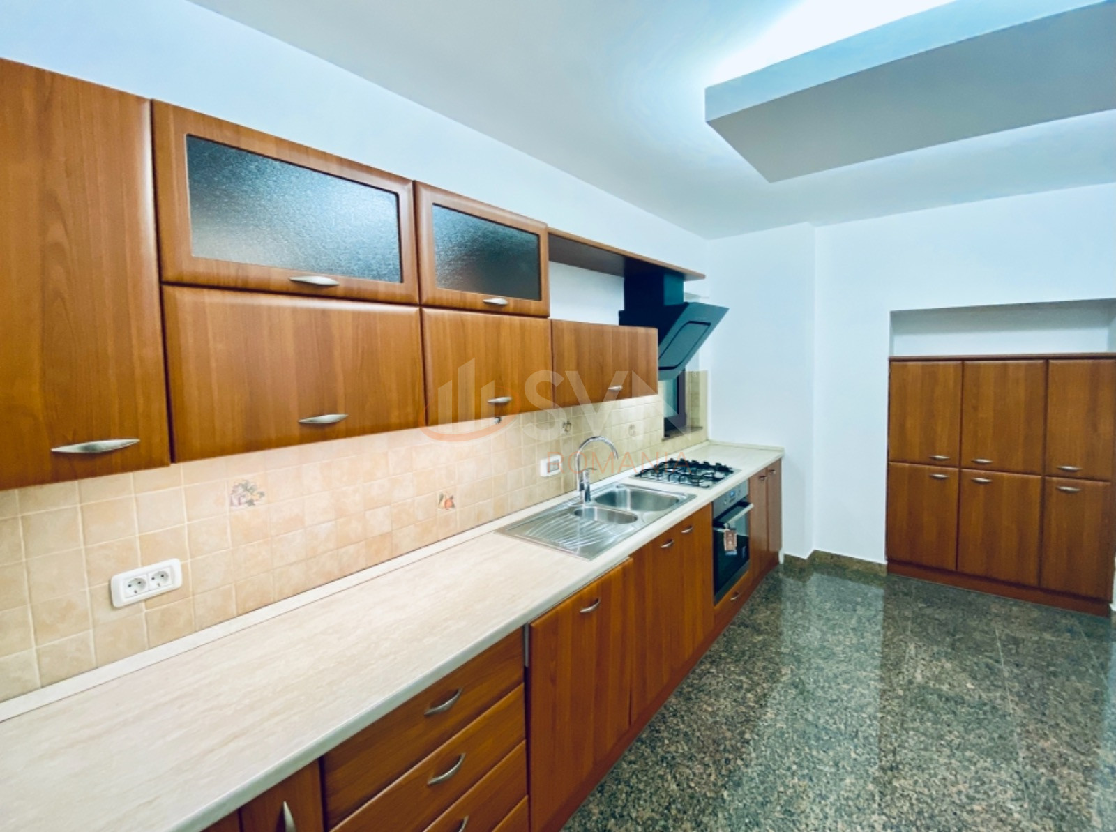 5 camere cu loc parcare subteran inclus Bucuresti/Aviatorilor