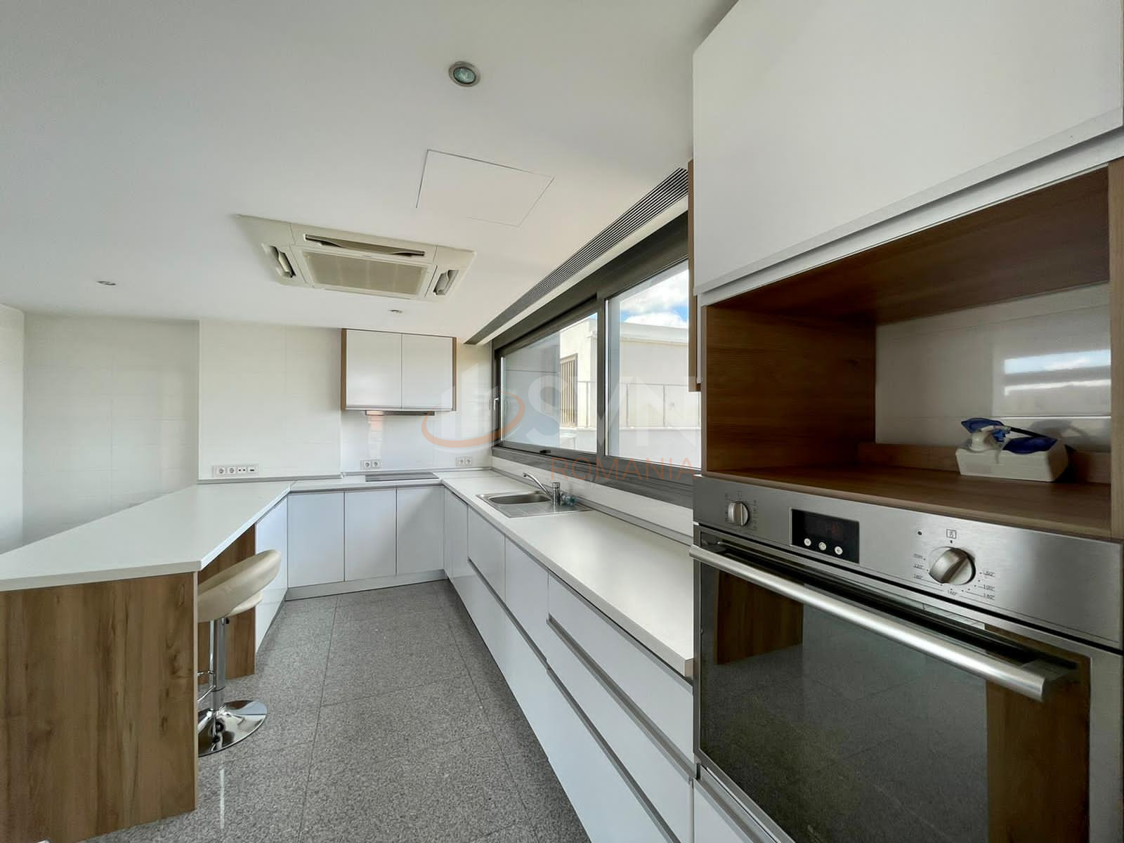 5 camere cu loc parcare subteran inclus Bucuresti/Kiseleff