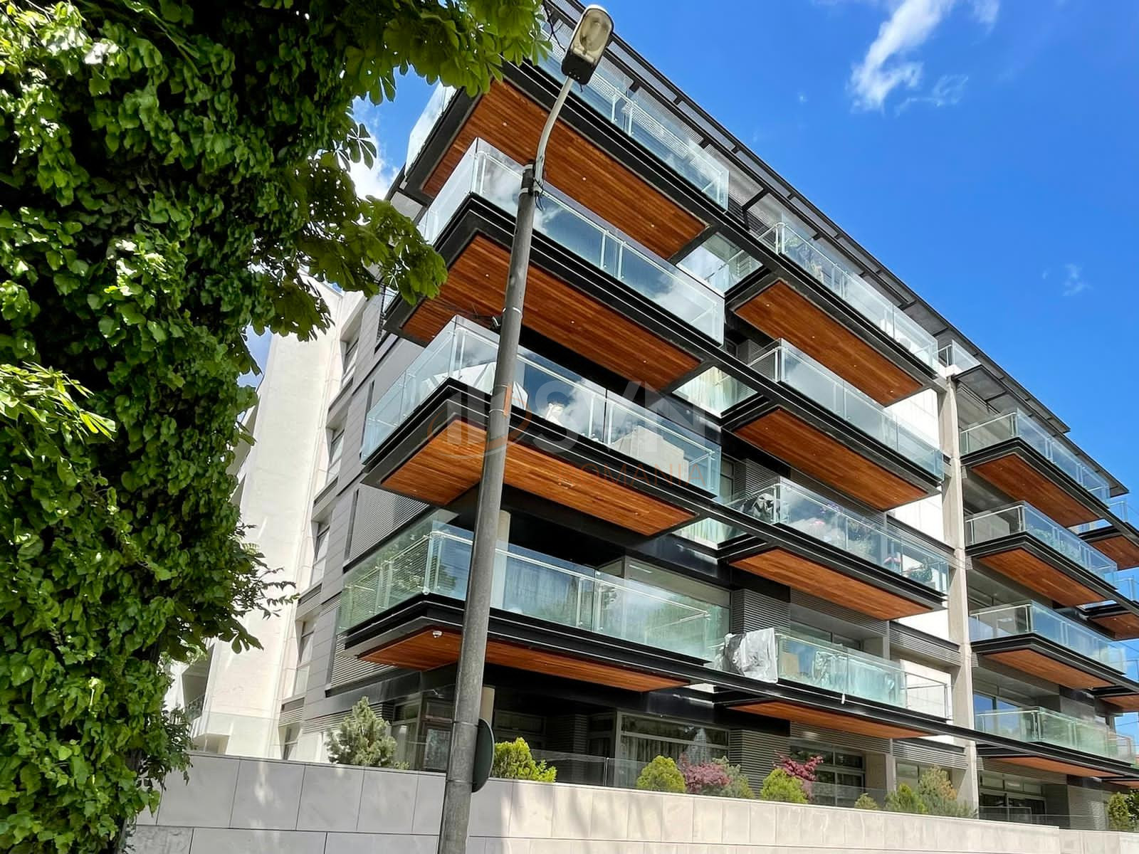 5 camere cu loc parcare subteran inclus Bucuresti/Kiseleff