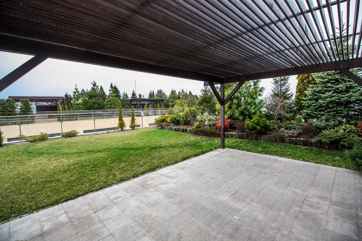 5 camere cu loc parcare subteran inclus Bucuresti/Nordului