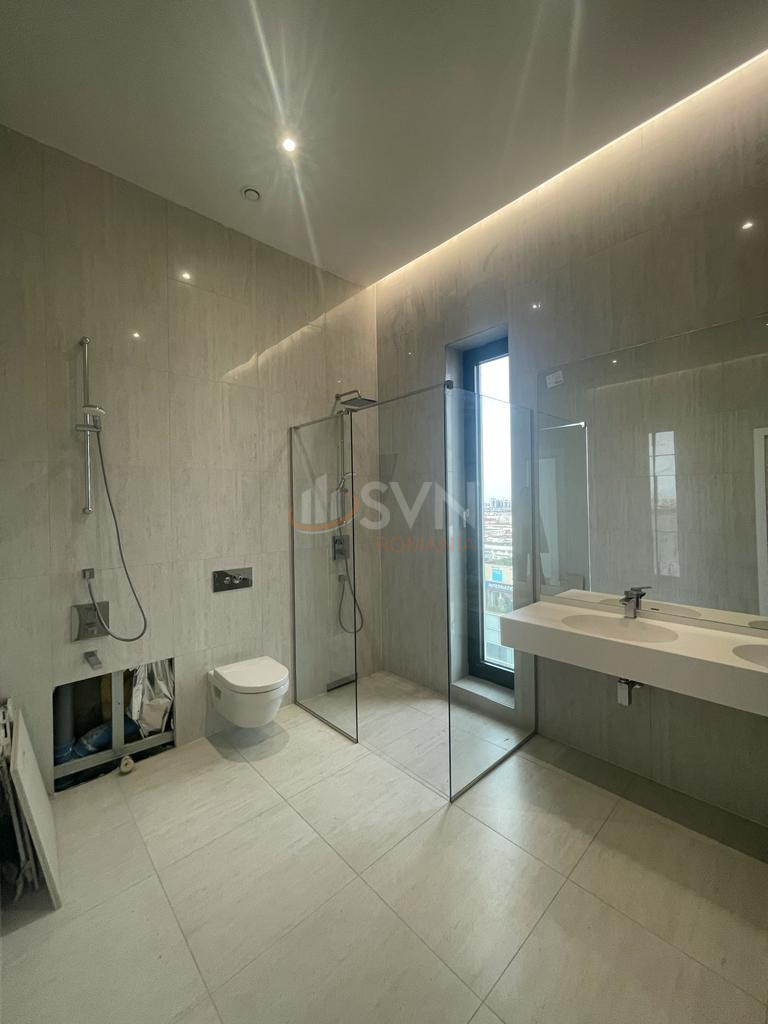 5 camere cu loc parcare subteran inclus Bucuresti/Herastrau