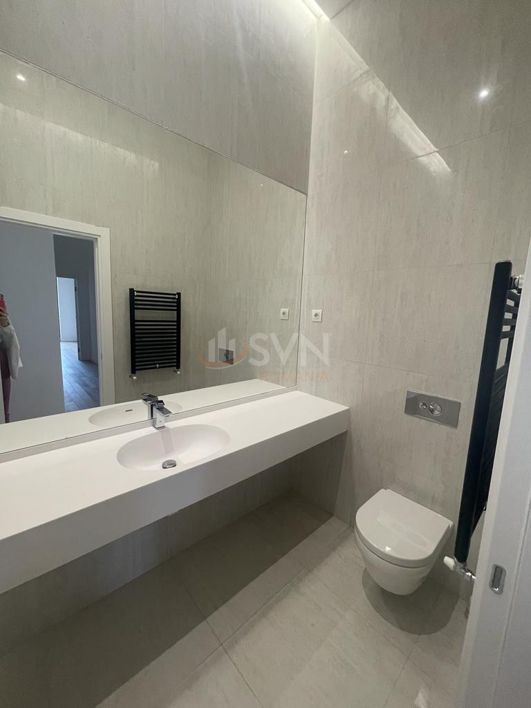 5 camere cu loc parcare subteran inclus Bucuresti/Herastrau