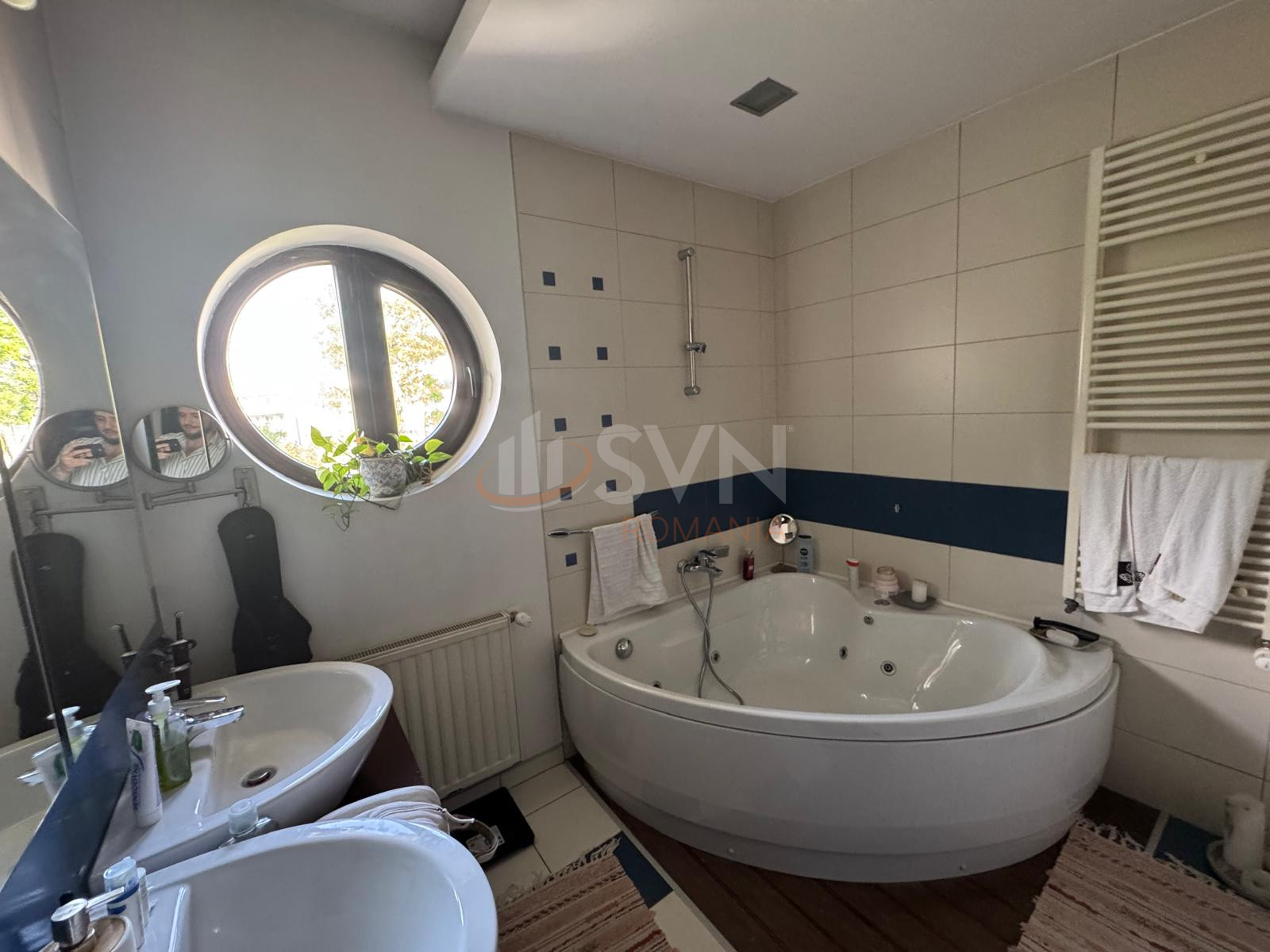 5 camere cu loc parcare subteran inclus Bucuresti/Herastrau