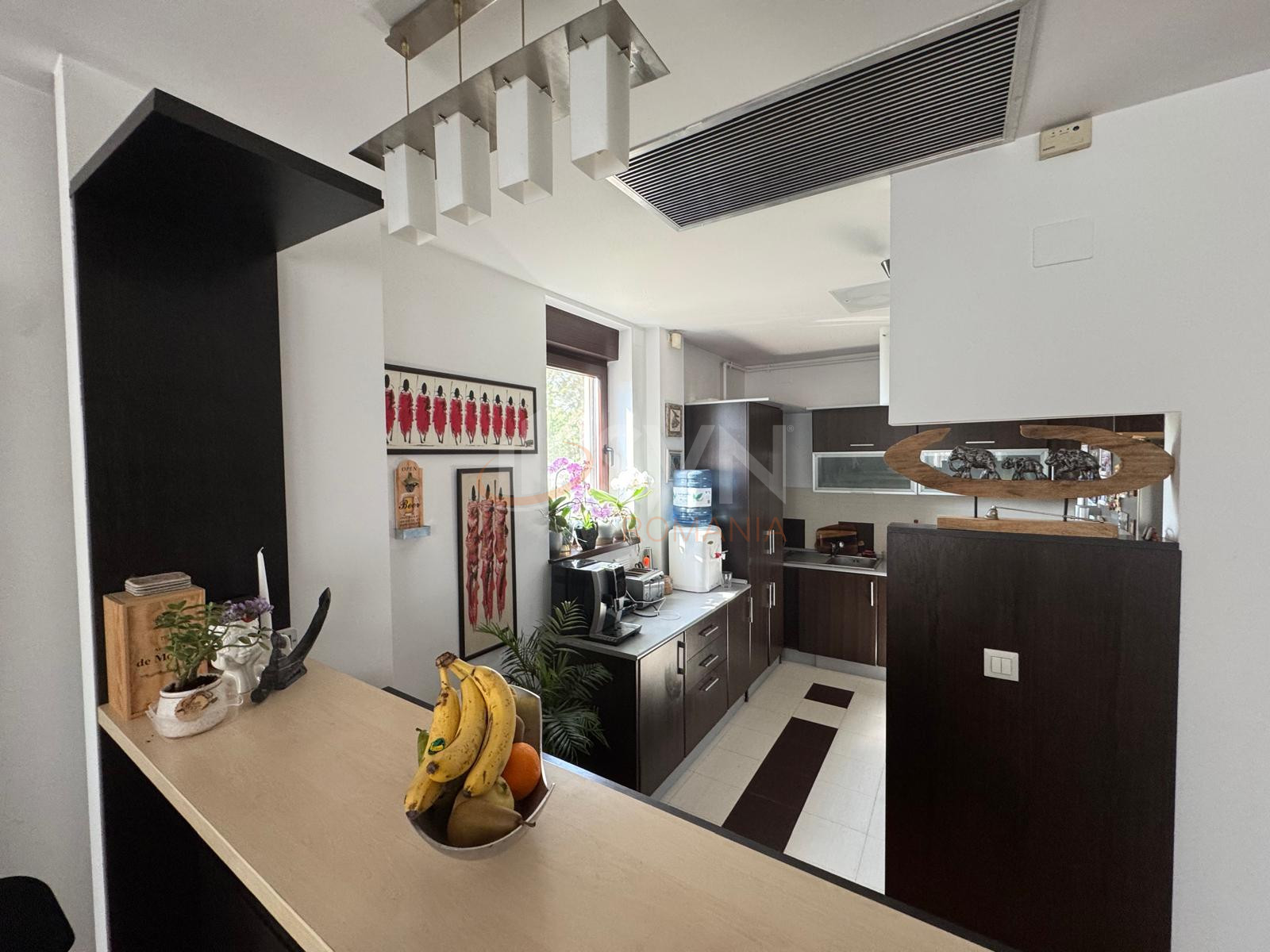 5 camere cu loc parcare subteran inclus Bucuresti/Herastrau